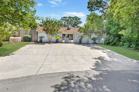 A home in Niceville