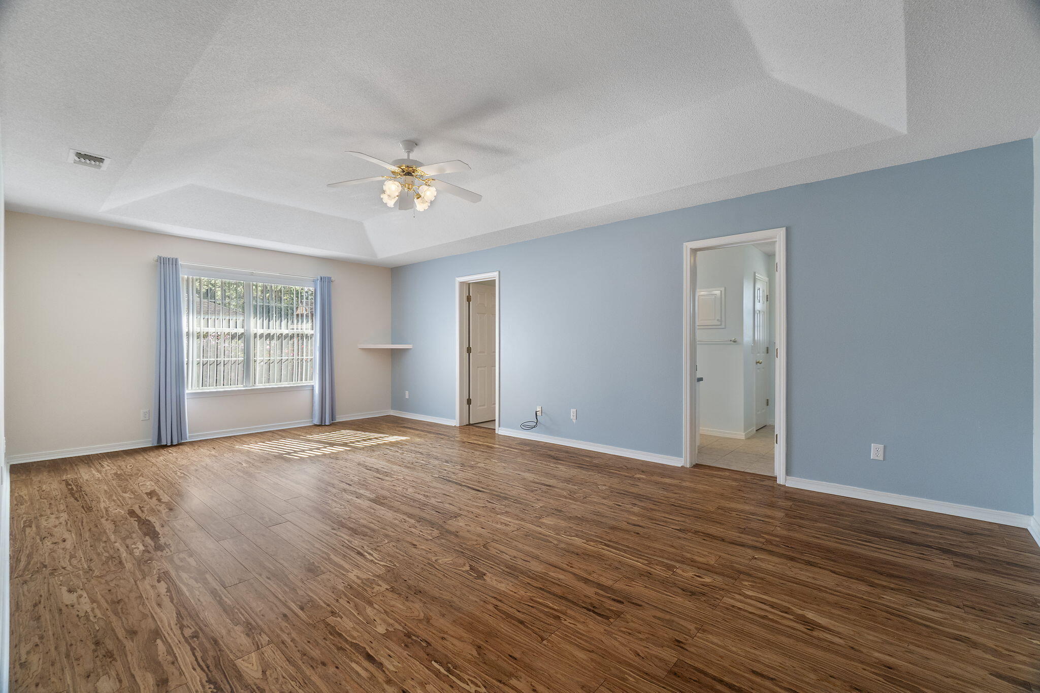 HOLLEY BY THE SEA - Residential