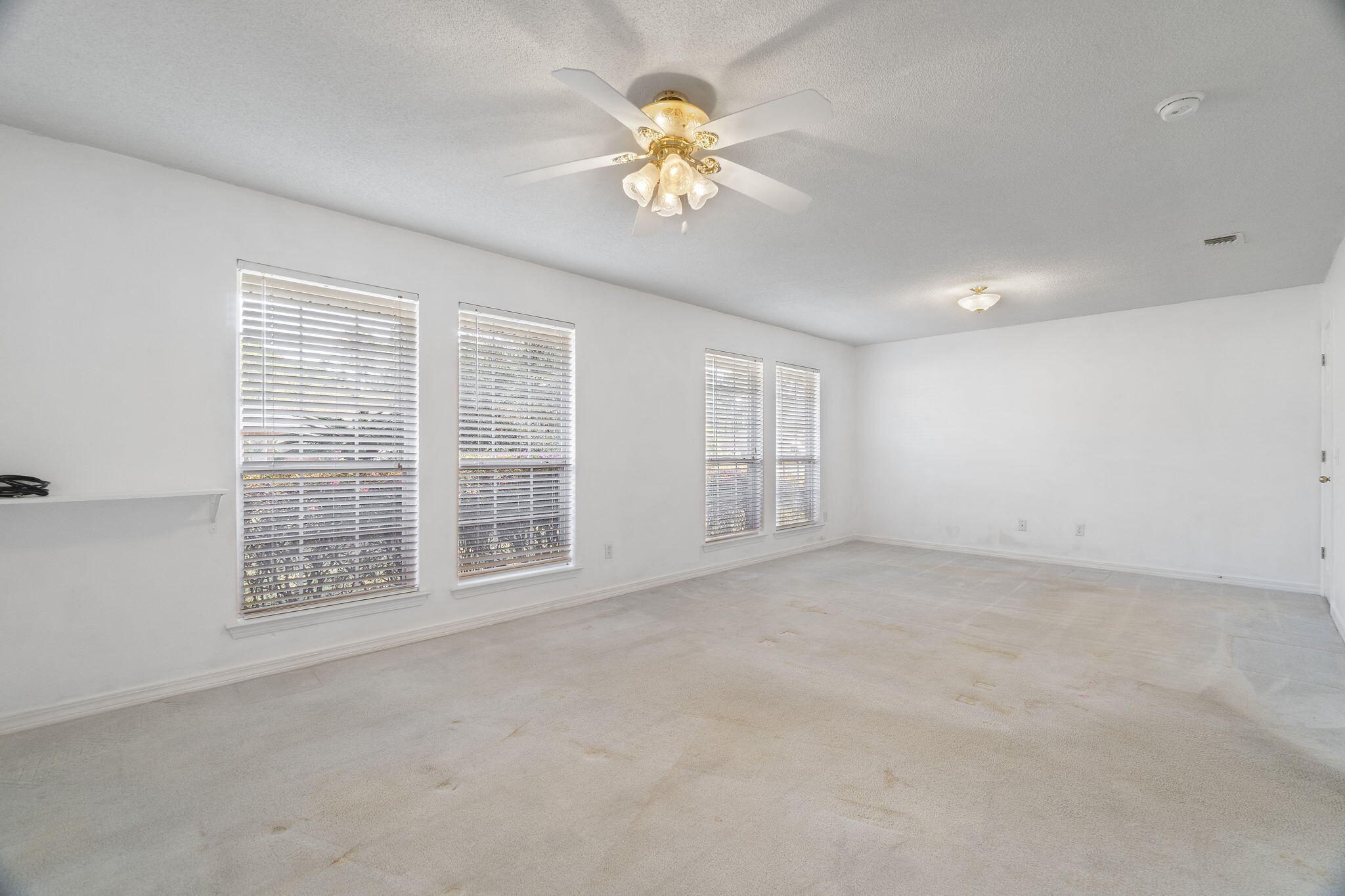 HOLLEY BY THE SEA - Residential