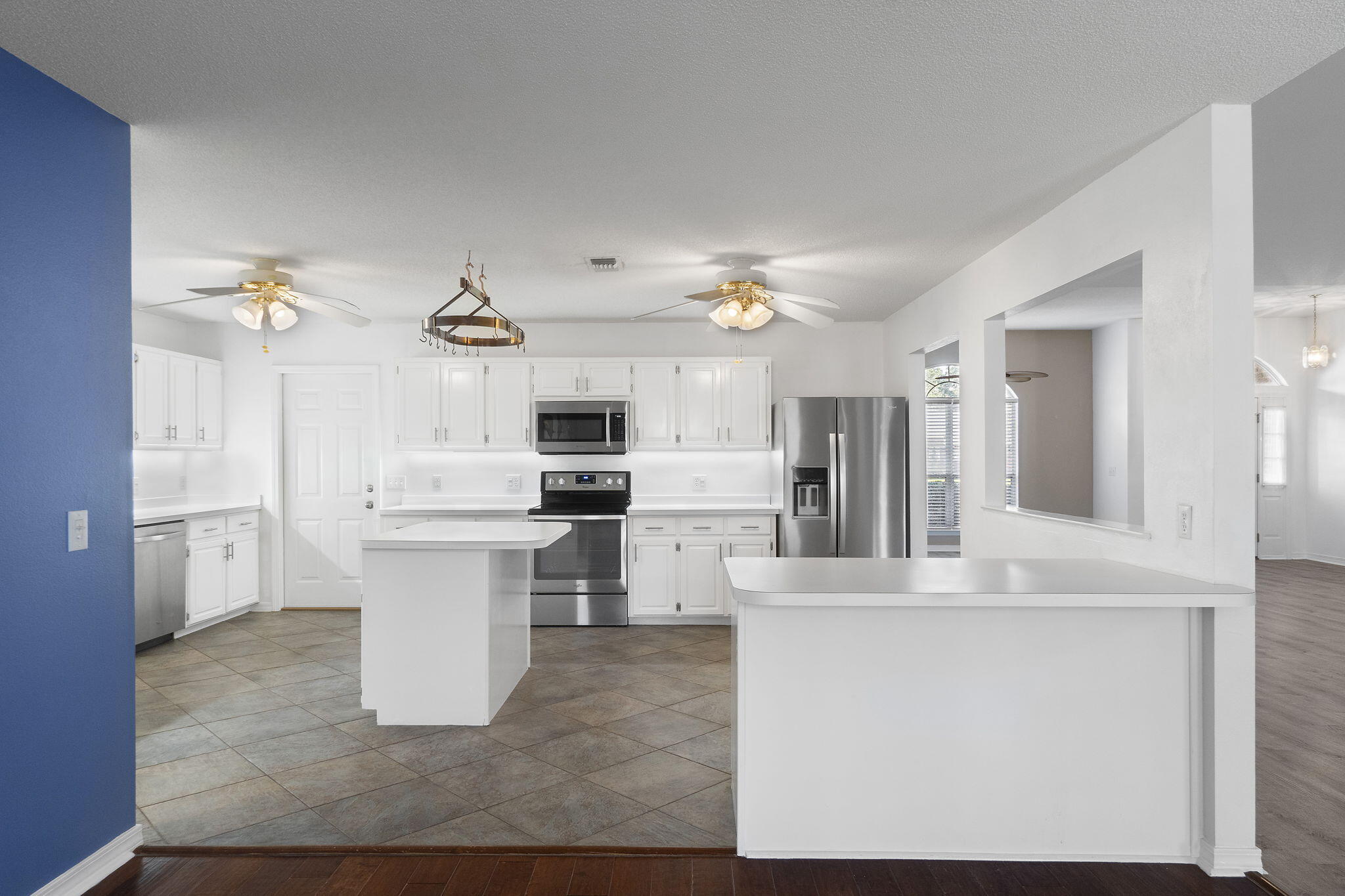 HOLLEY BY THE SEA - Residential