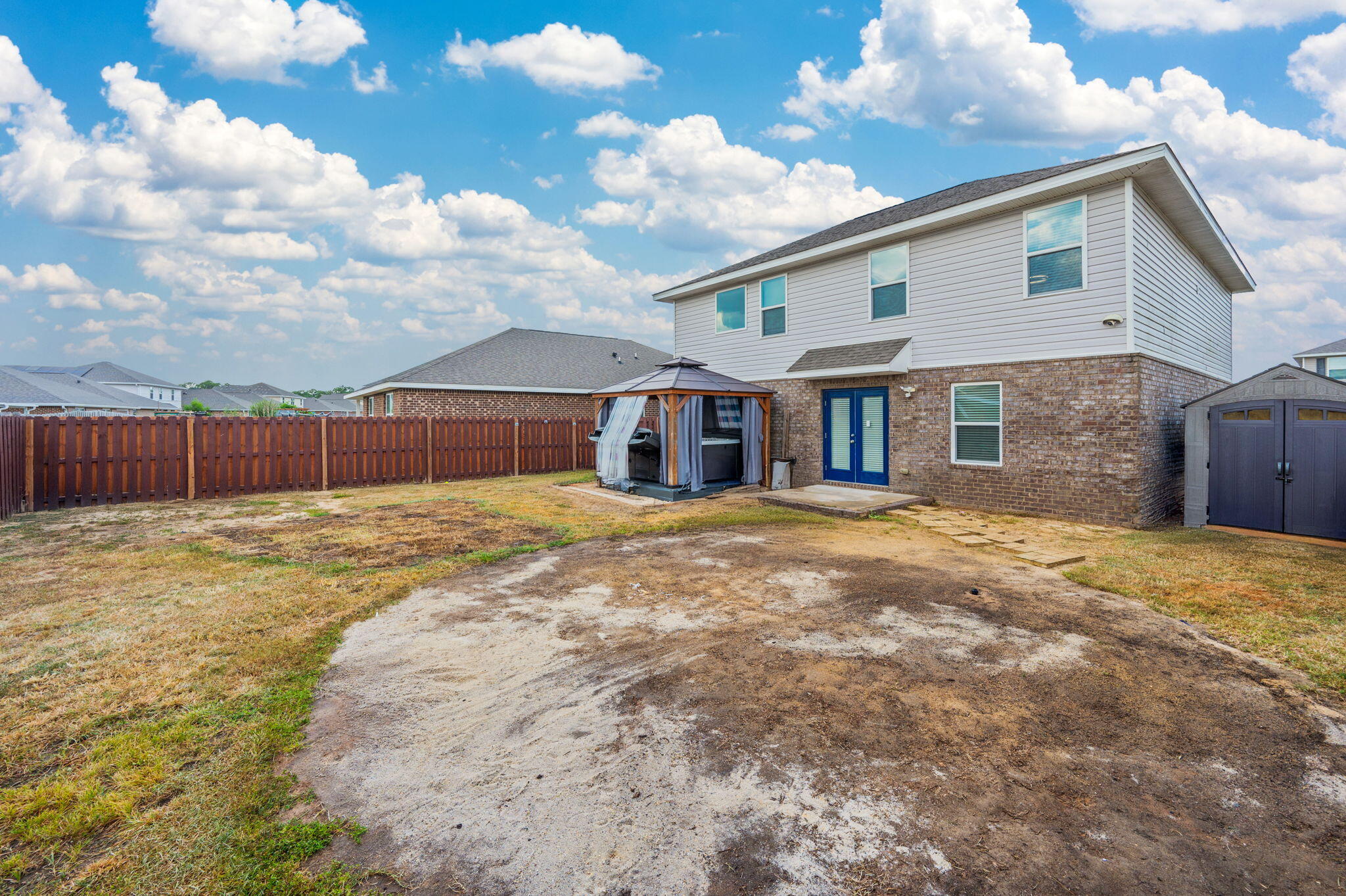 Redstone Commons - Residential