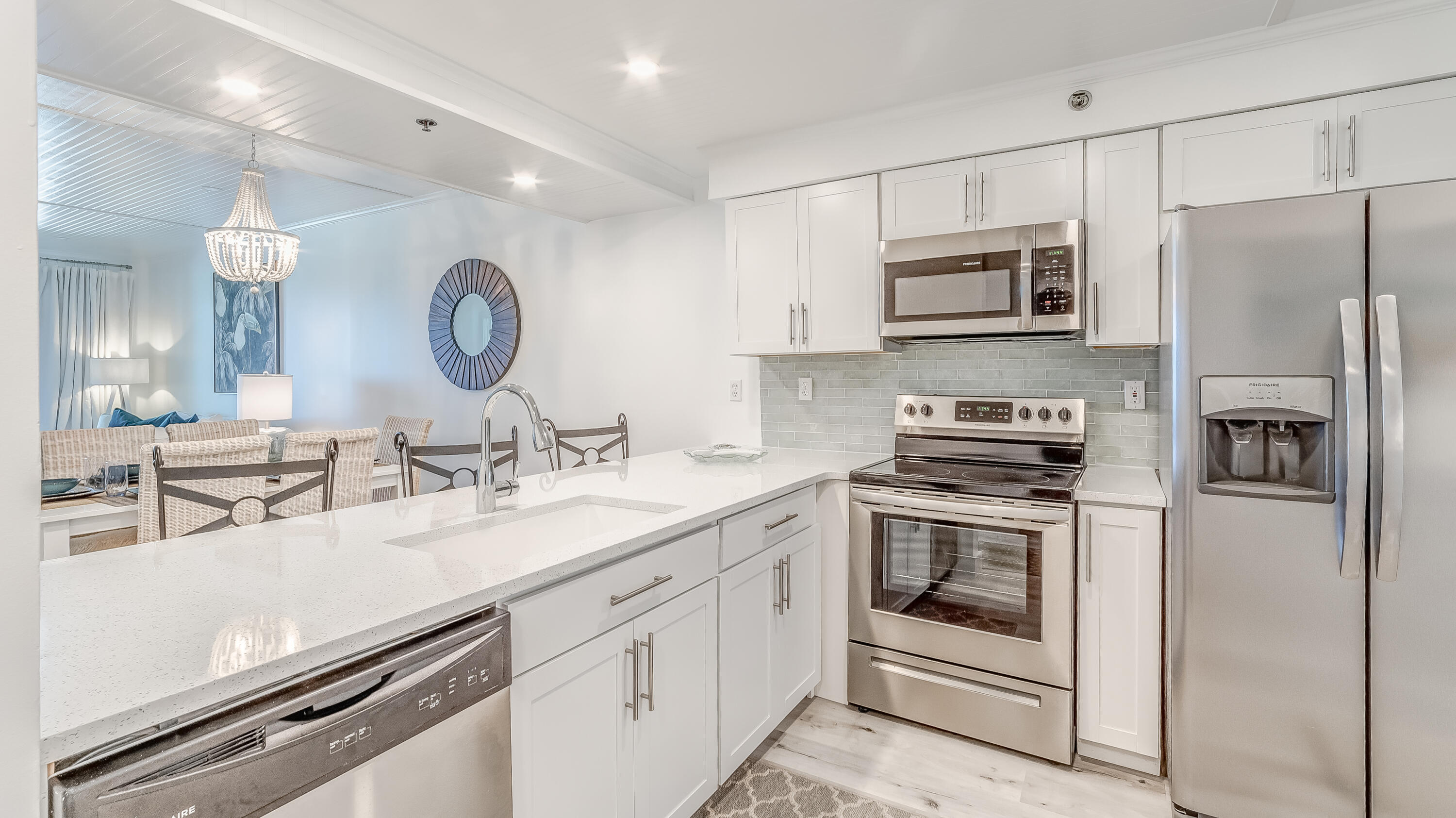 HIGH POINTE RESORT CONDO - Residential