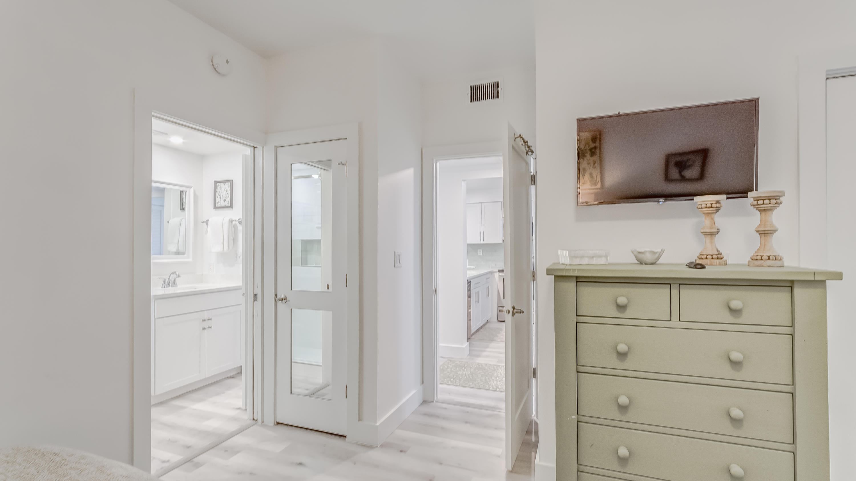 HIGH POINTE RESORT CONDO - Residential