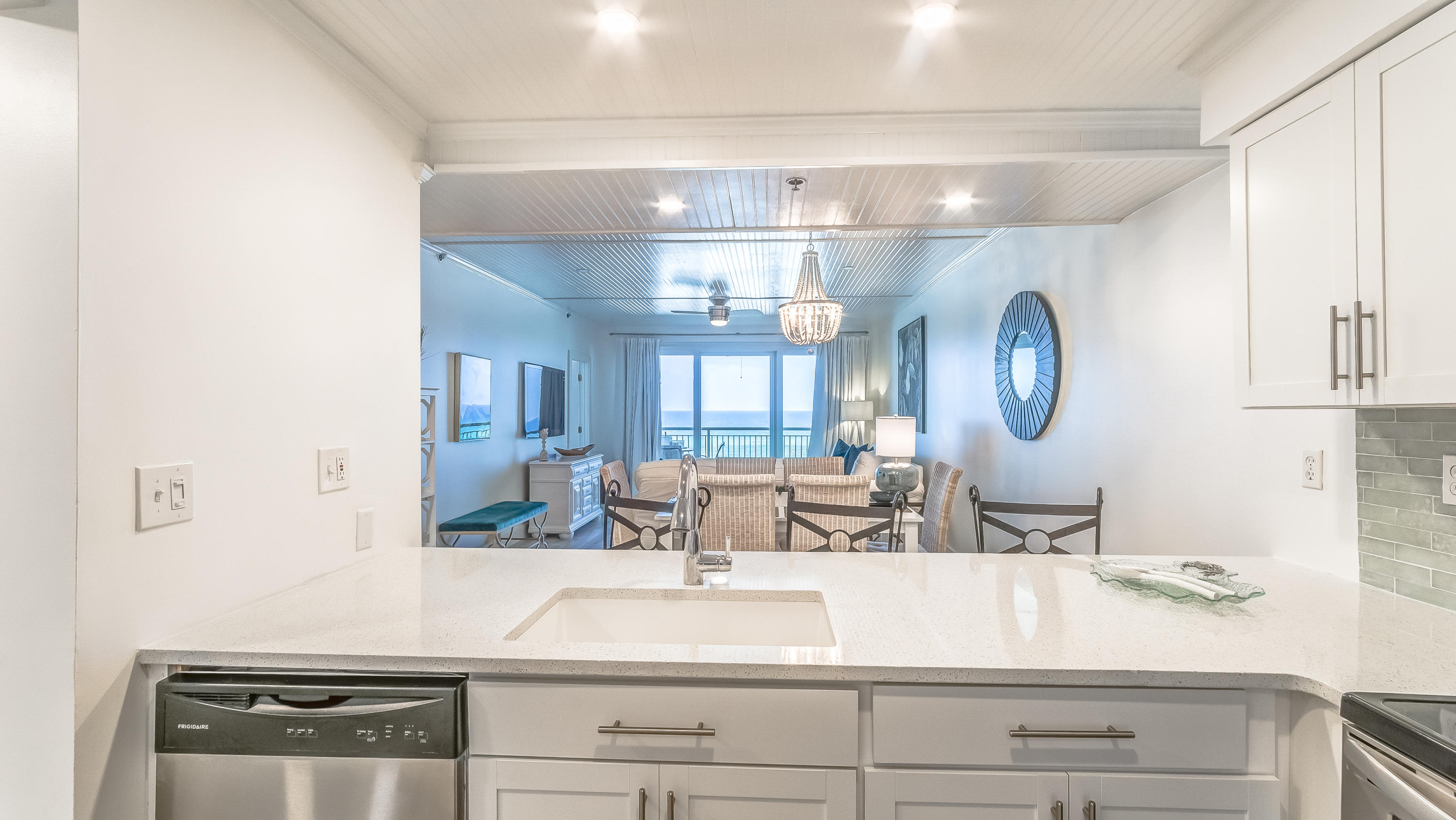 HIGH POINTE RESORT CONDO - Residential