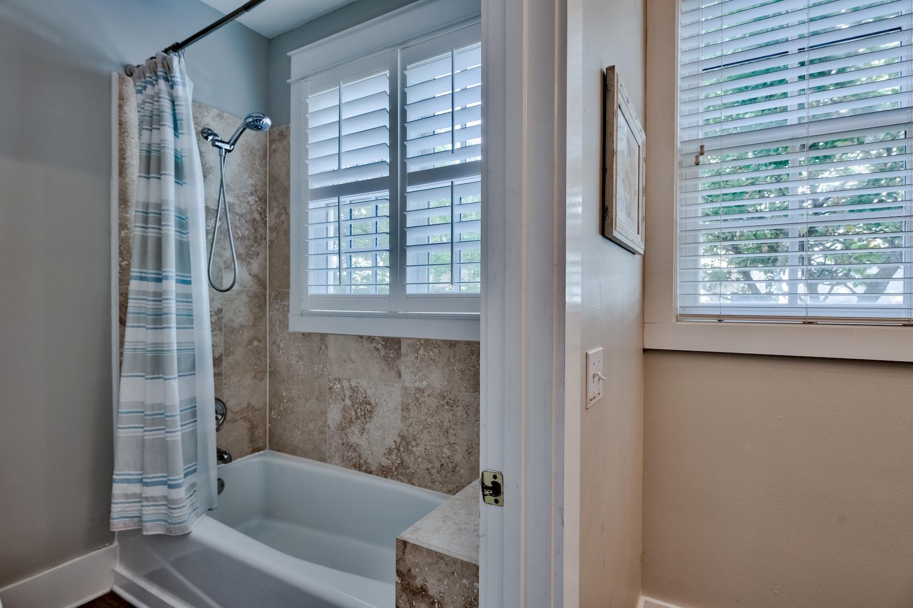 FRANGISTA BEACH - Residential