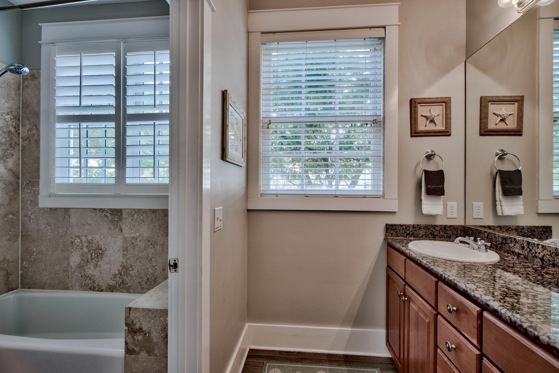 FRANGISTA BEACH - Residential