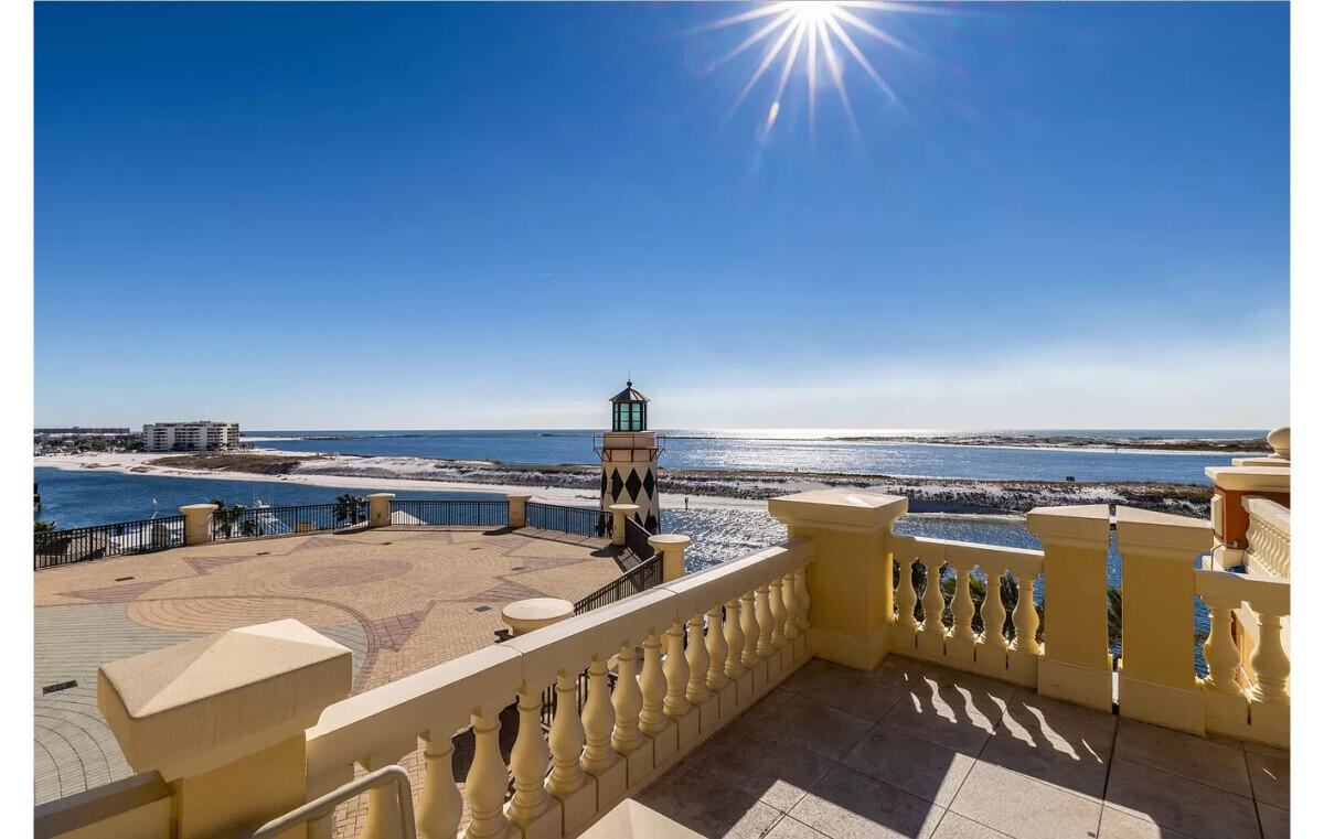 10 Harbor Boulevard GV25