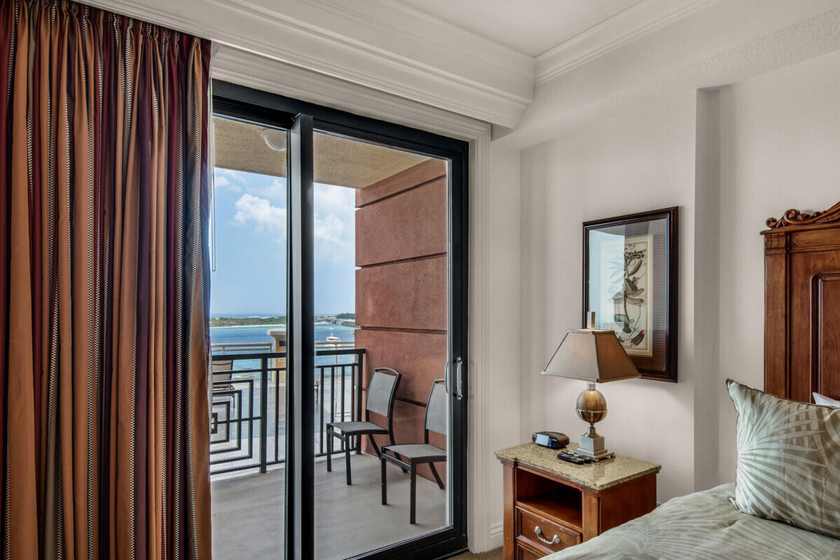 EMERALD GRANDE - Residential