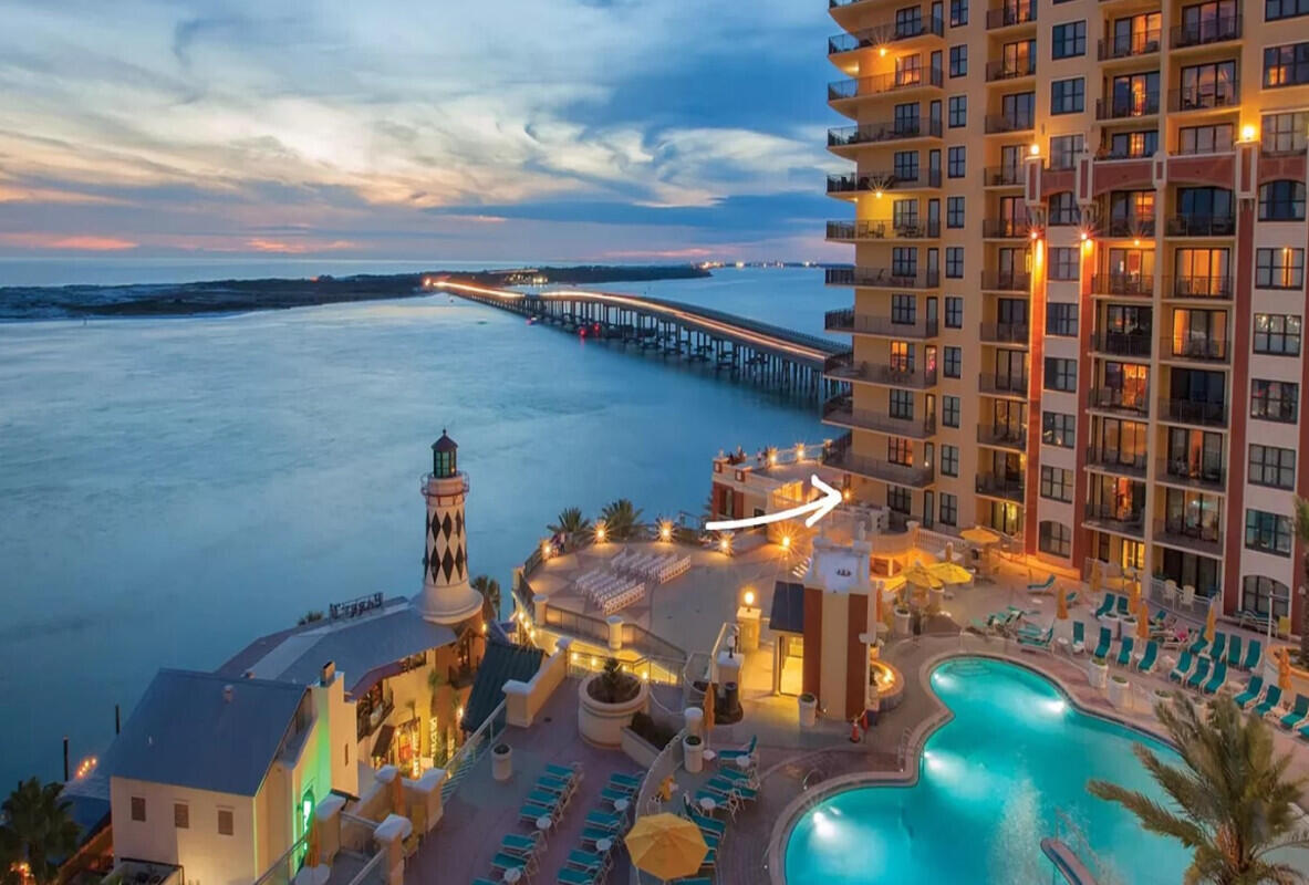This beautiful condo is part of the Emerald Grande and is located on the 6th floor pool/hot tub level. It is a corner unit with incredible views of the Gulf of Mexico and amazing sunsets. You'll enjoy lounging on the large wrap-around balcony which is located just a few steps away from the pool, hot tubs, and Grande Vista bar and restaurant.You are also just steps away from the Pineapple Express elevator that will take you down to famous Harbor Walk Village and their countless activities. This fabulous unit has great people and boat watching and it is very common to spot dolphin pods, large pelicans and seagulls, from the balcony. A boat shuttle will take you to a private beach, just 6 minutes away. The resort fee includes on-site room service, boat shuttle, beach towels, and chairs/umbrella's at the beach for your entire party.. We provide floaties, beach toys and more, for the kids (and the kid in all of us).
Free, on-site parking is available with charging stations.
Countless bars and restaurants, fishing boats and charters, water sports rentals, and endless activities, are within blocks of this beautiful condo, so park your car and relax at Heavenly Harbor!