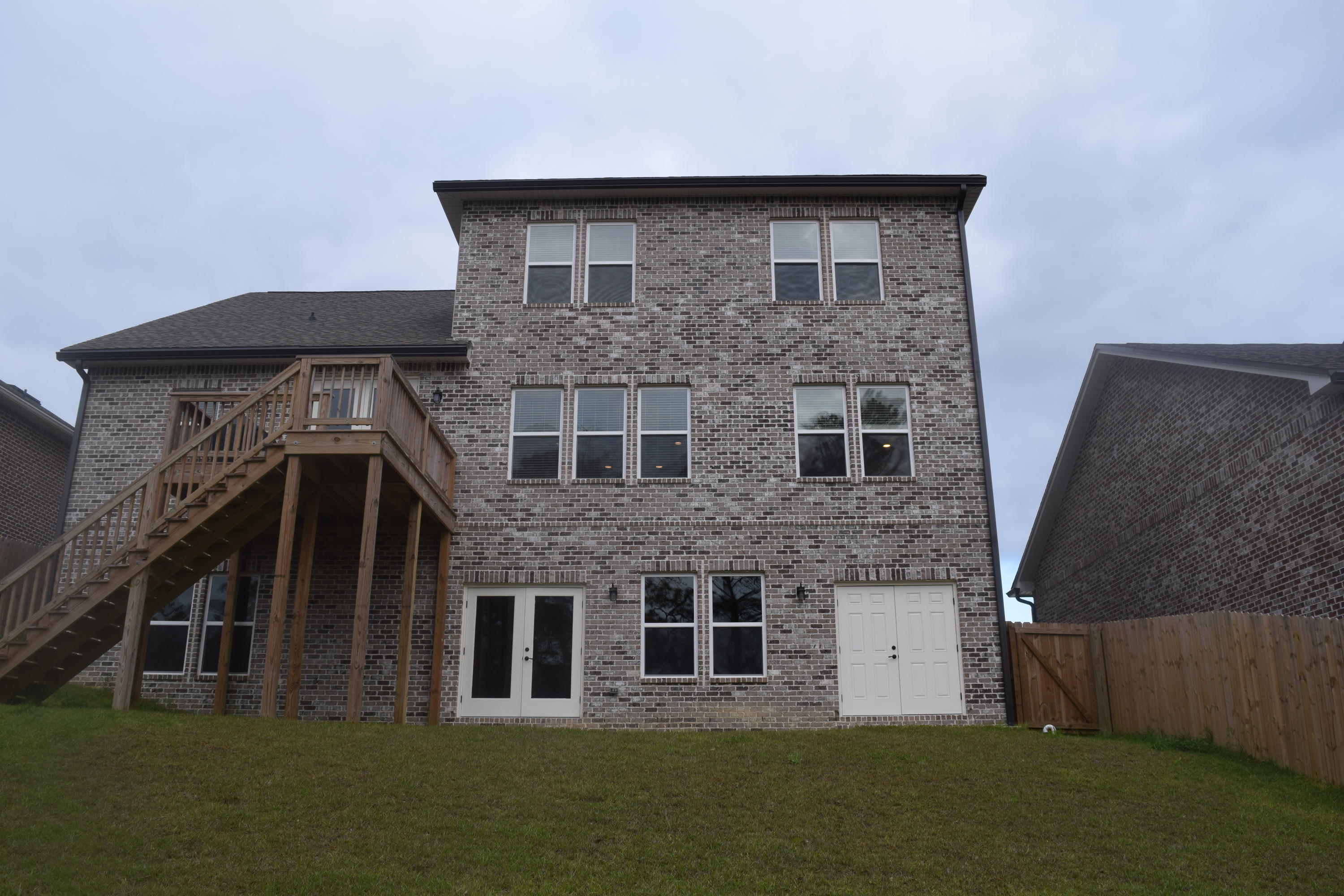 WOODRIDGE - Residential