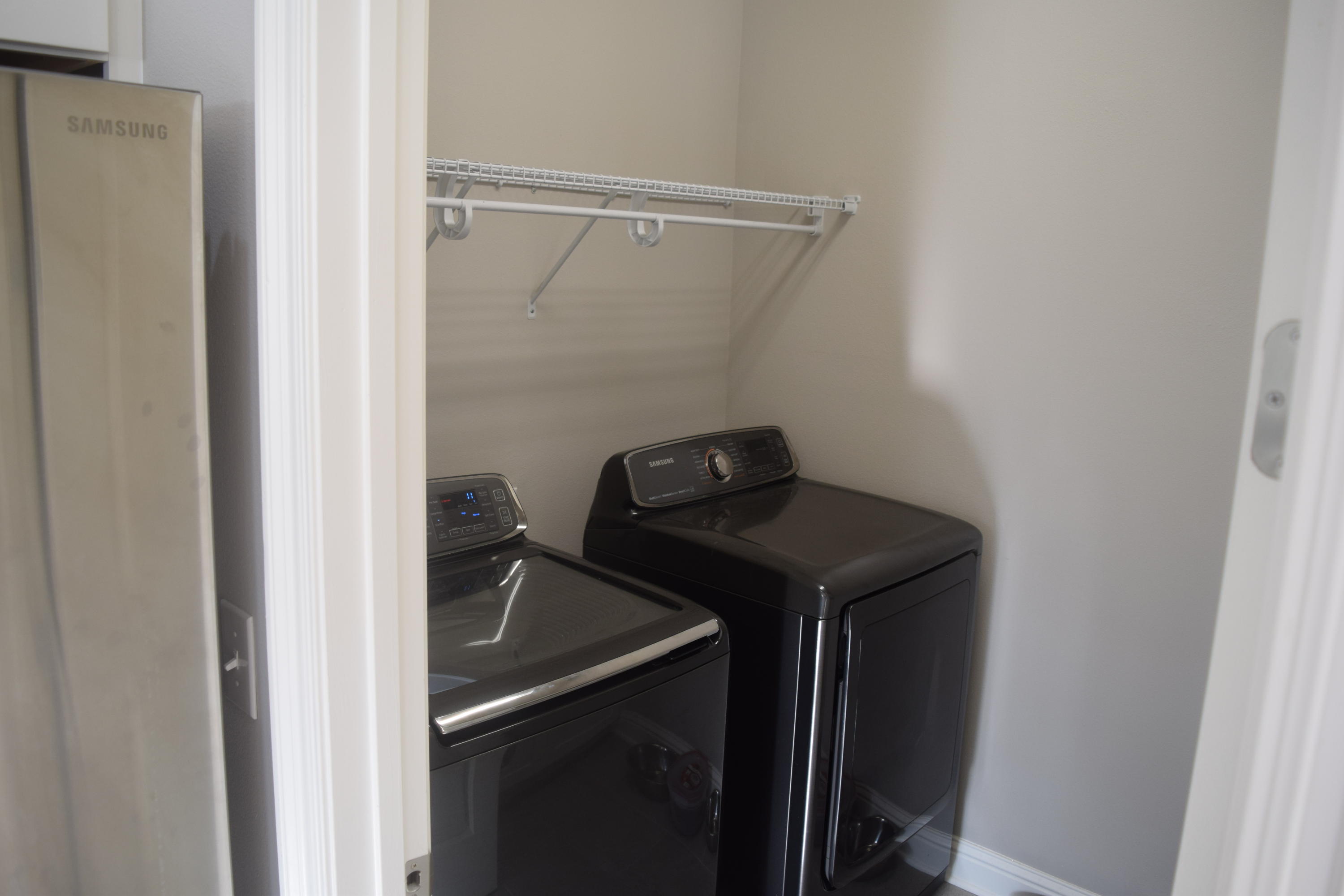 WOODRIDGE - Residential