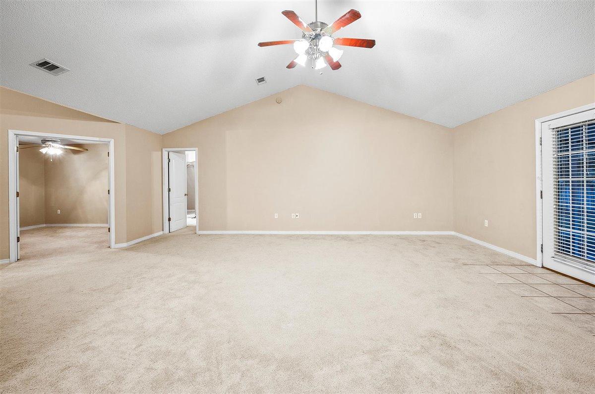 COUNTRY CLUB ESTATES 1 OF CRESTVIEW - Residential