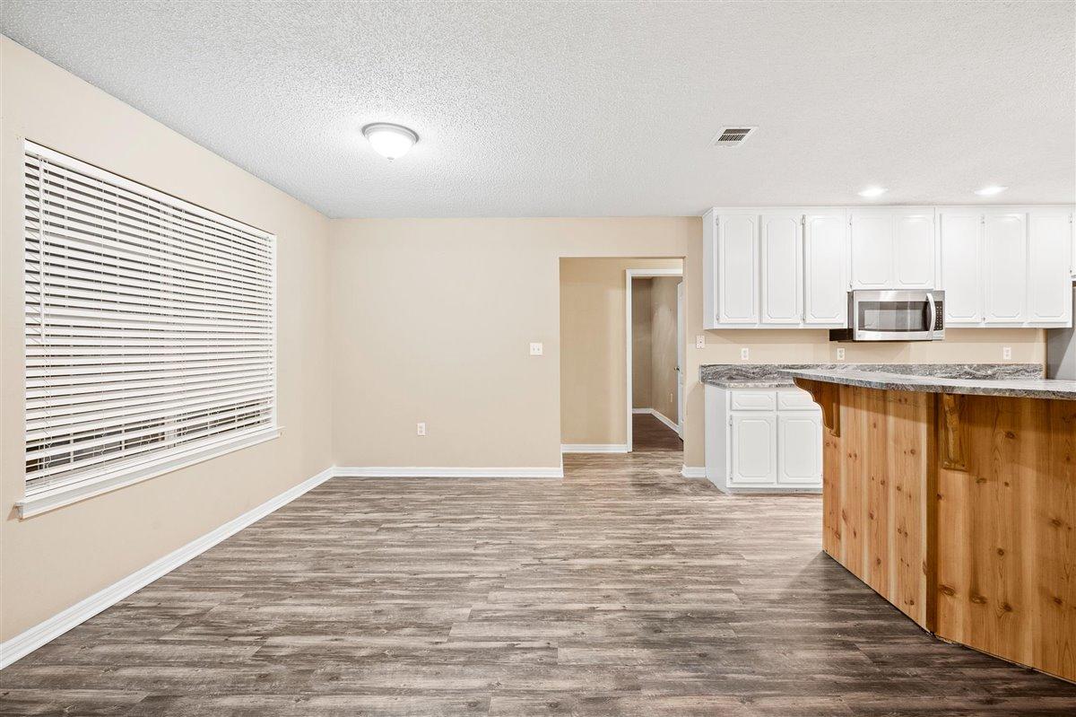 COUNTRY CLUB ESTATES 1 OF CRESTVIEW - Residential