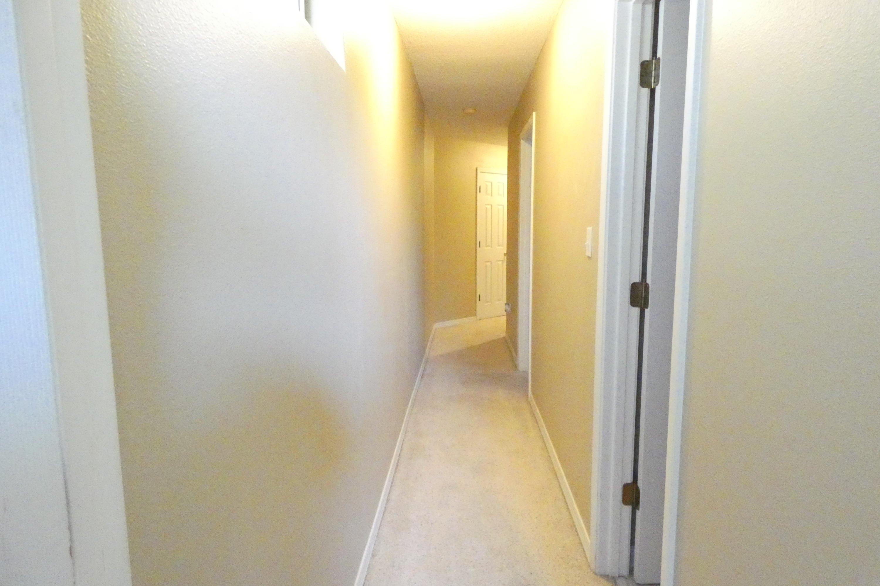 HIDDEN BAY VILLAGE - Residential