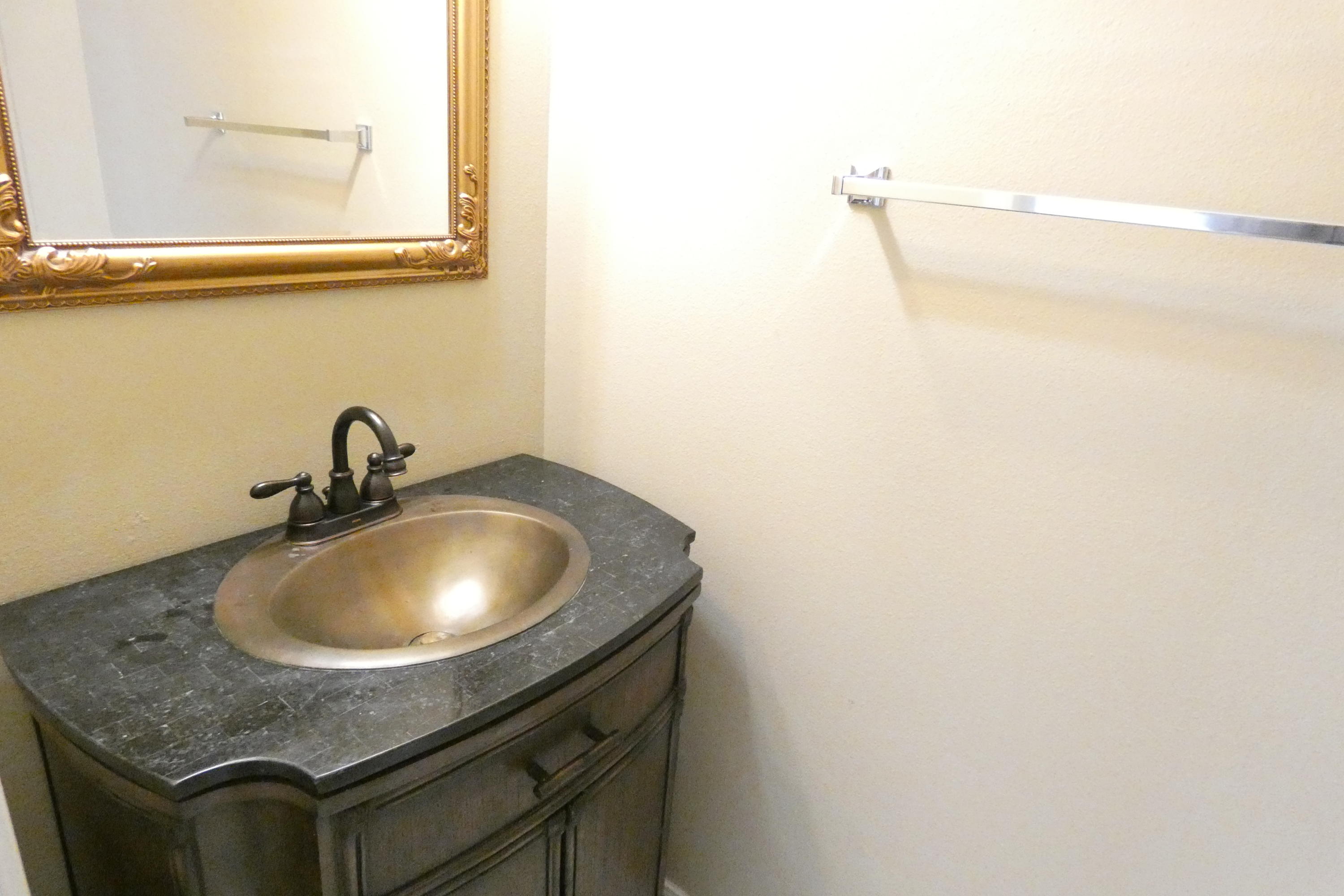 HIDDEN BAY VILLAGE - Residential