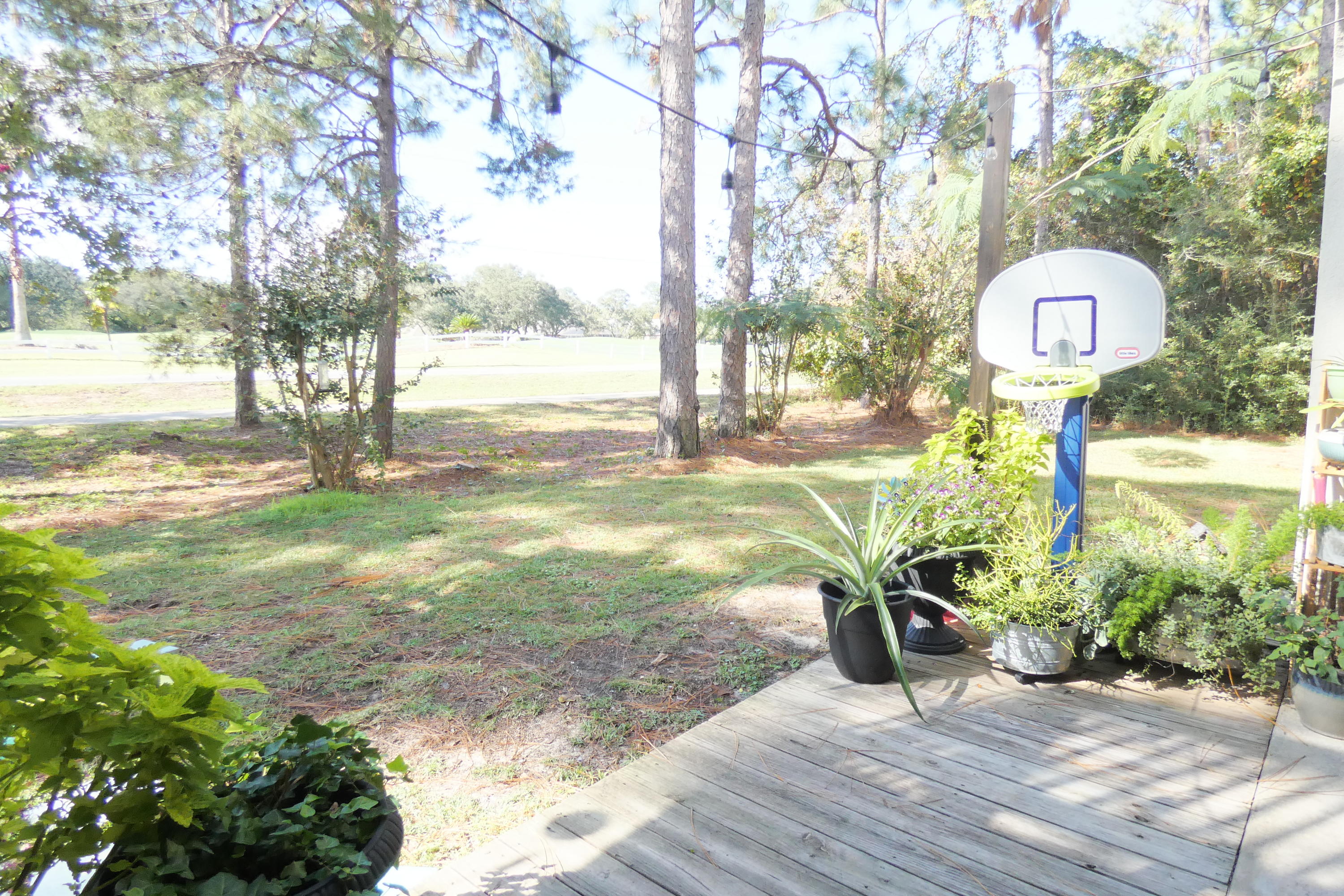 HIDDEN BAY VILLAGE - Residential