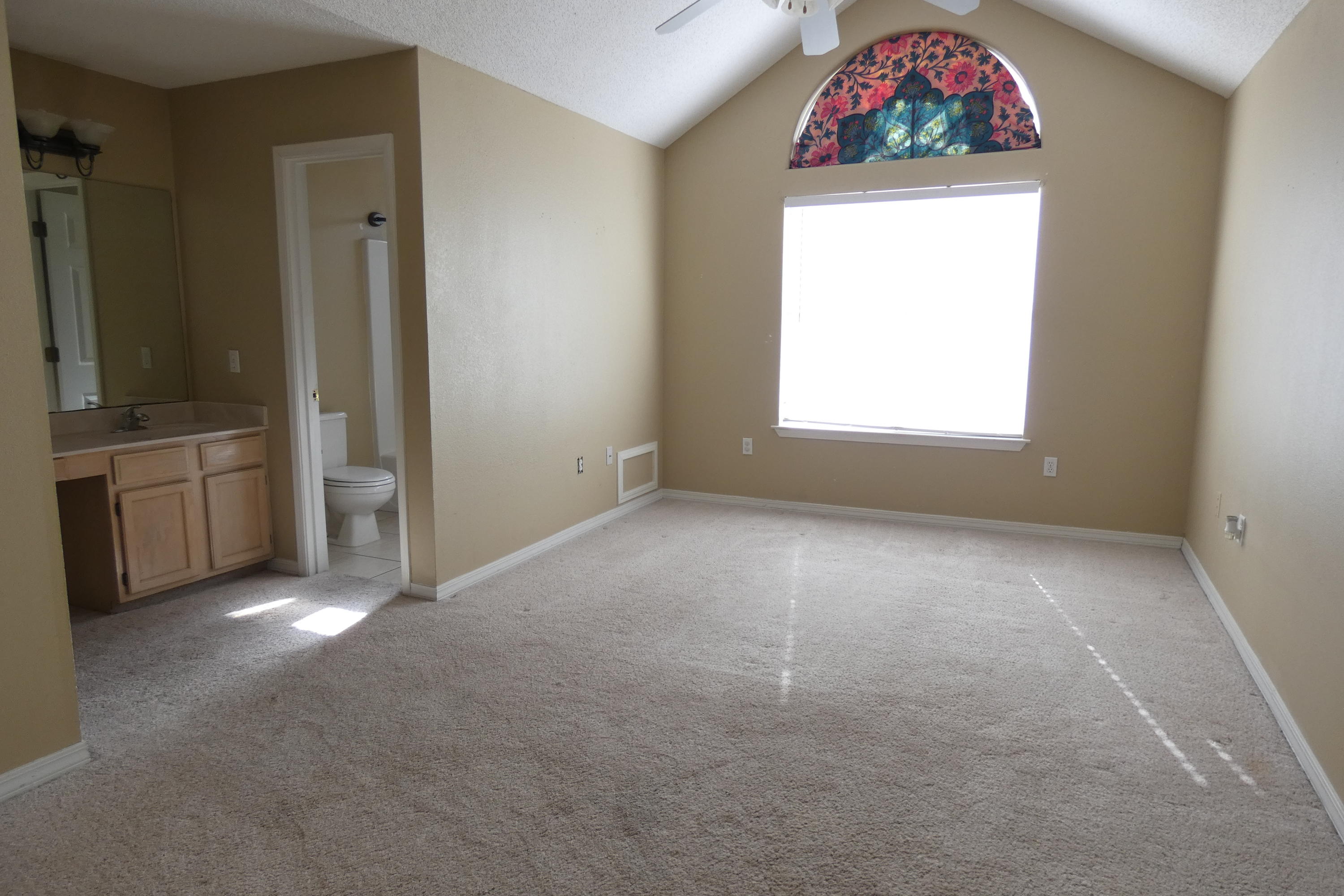 HIDDEN BAY VILLAGE - Residential