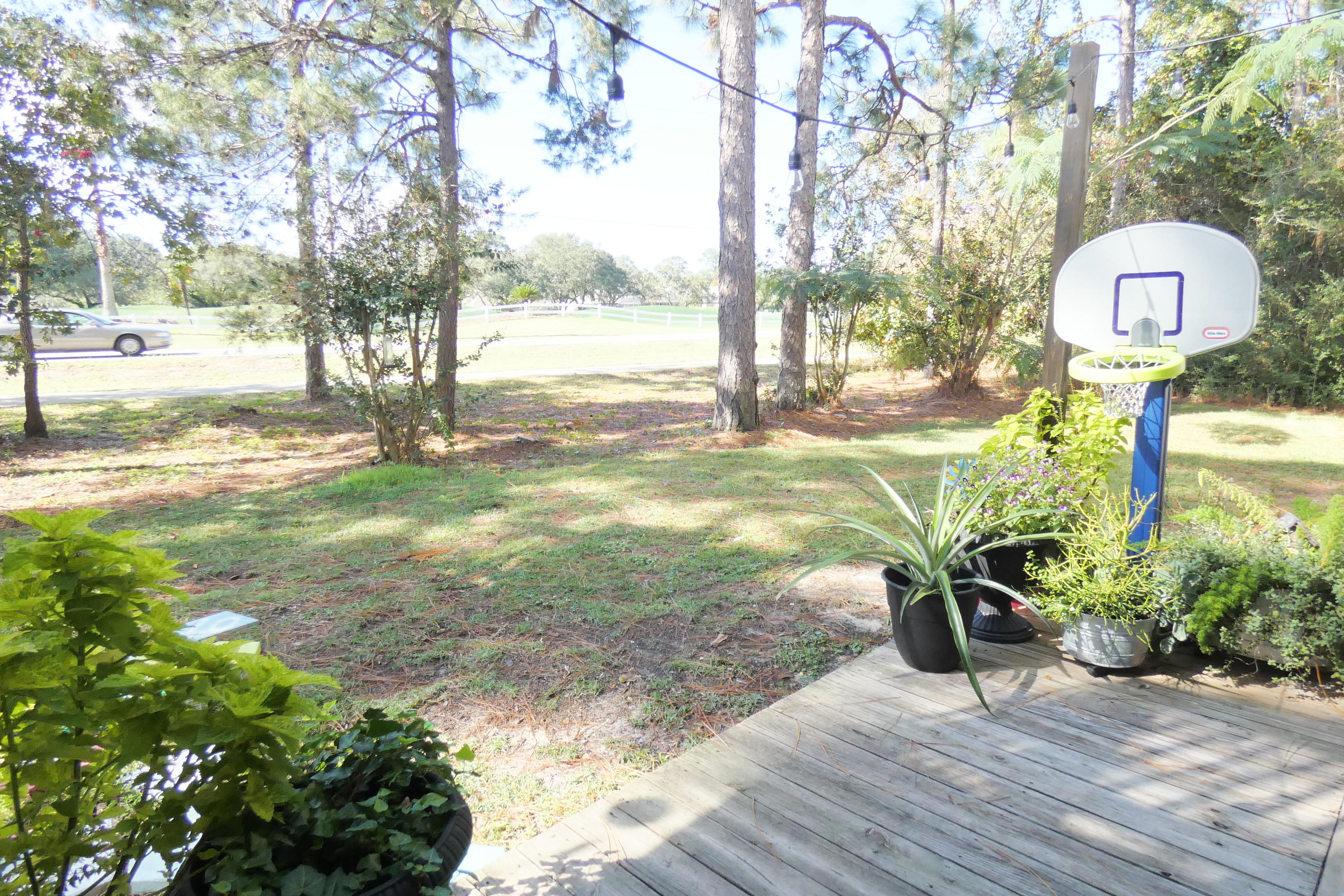 HIDDEN BAY VILLAGE - Residential