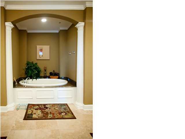 ONE WATER PLACE - Residential