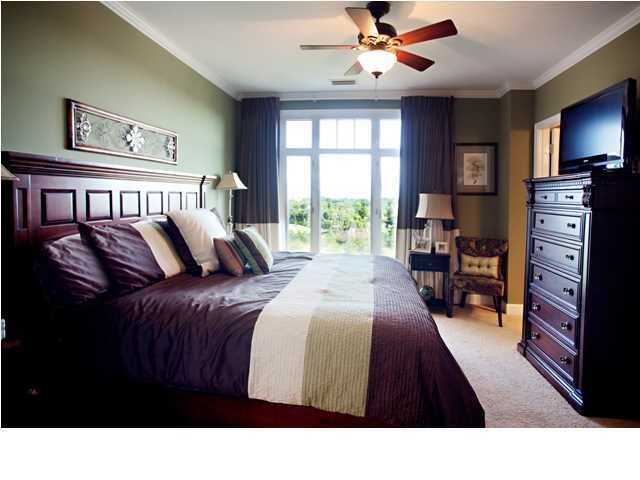 ONE WATER PLACE - Residential