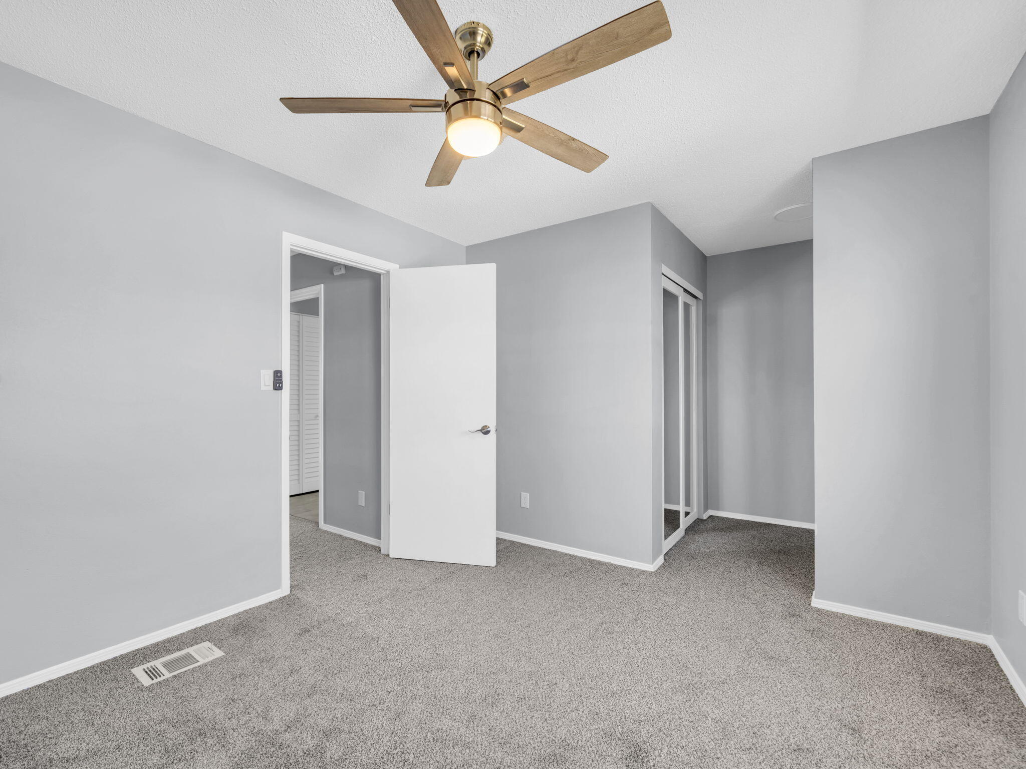 LEGION VILLAGE T/H - Residential