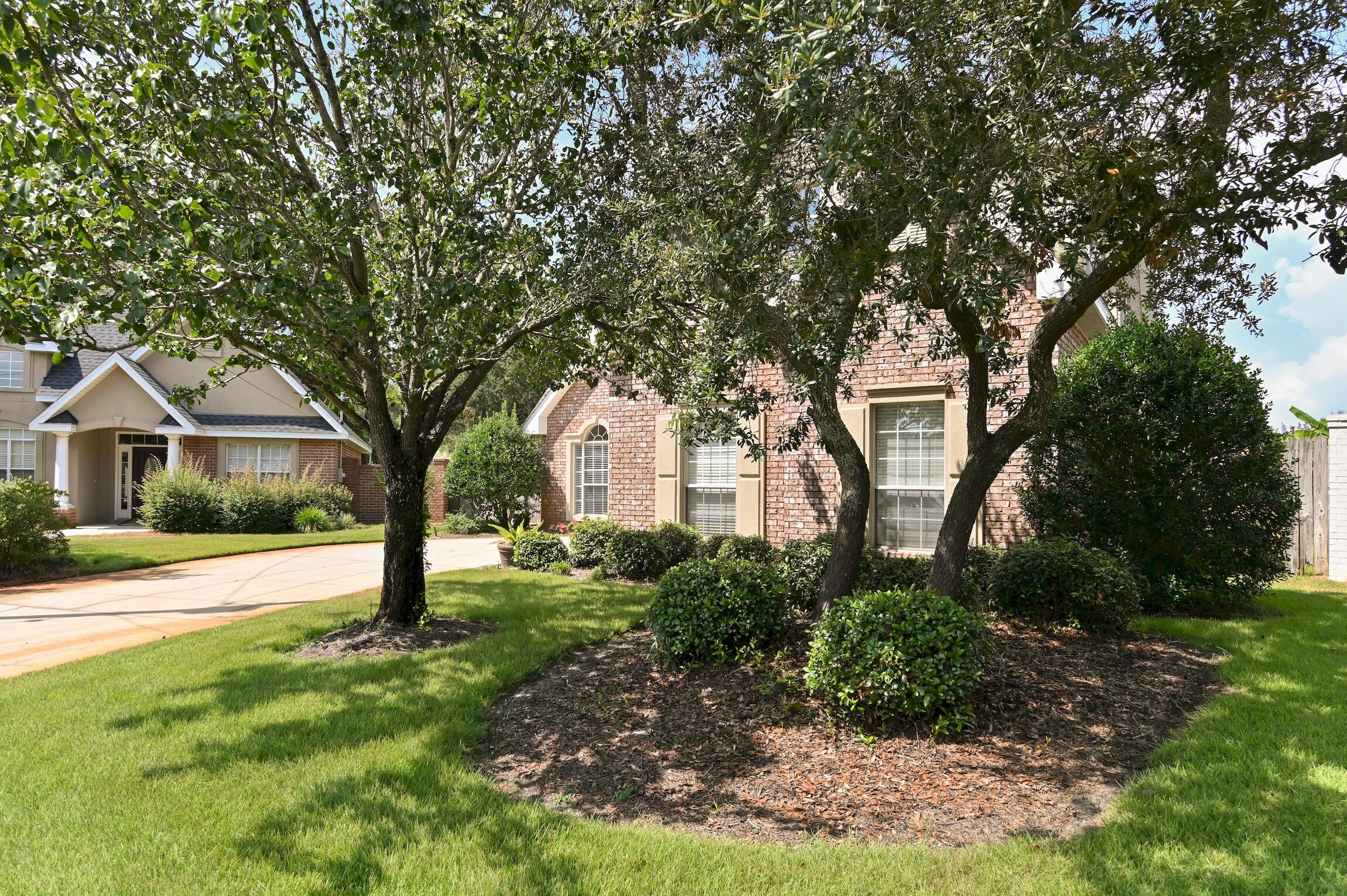 OLDE FLORIDA LAKES - Residential