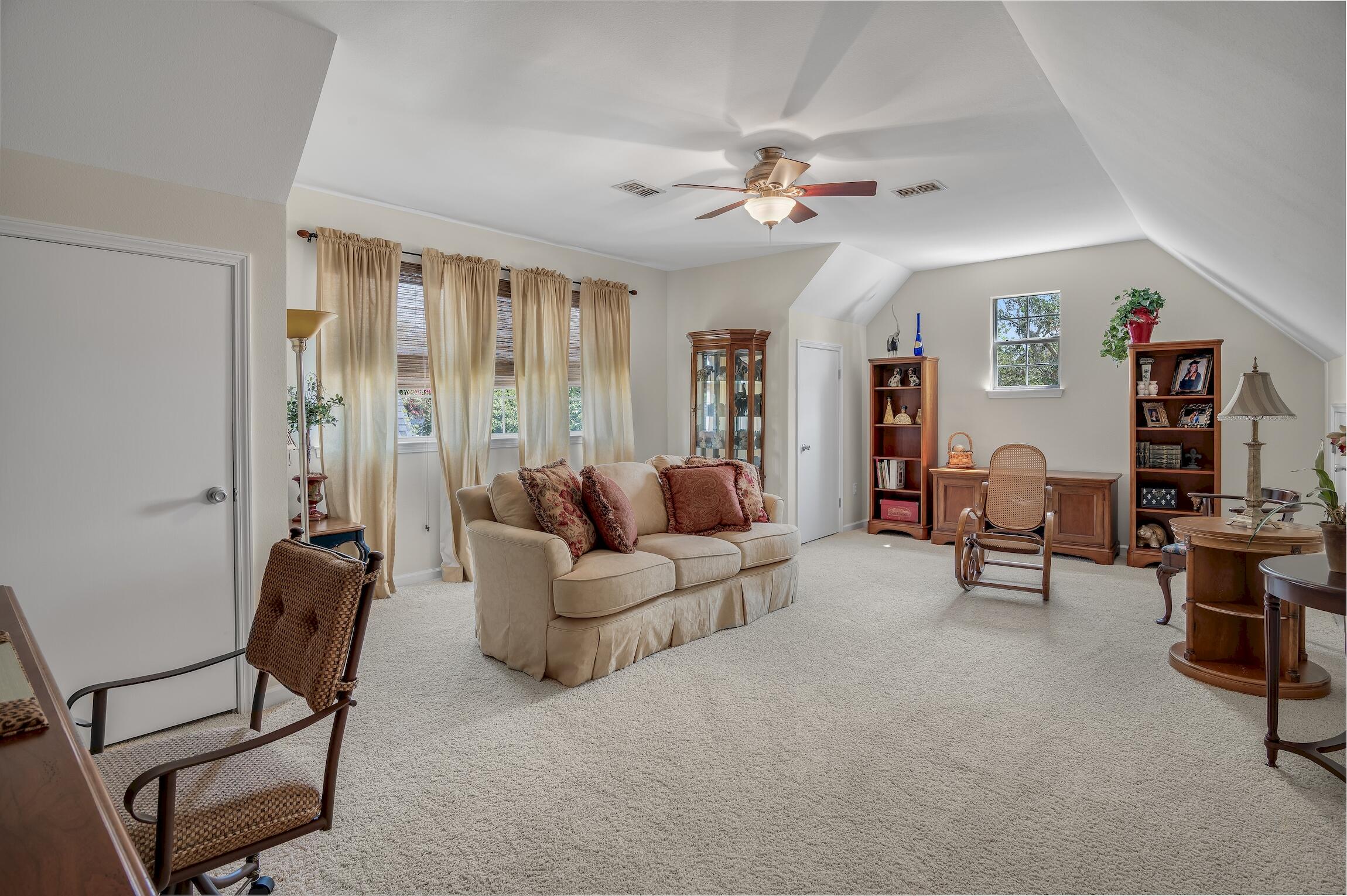 OLDE FLORIDA LAKES - Residential