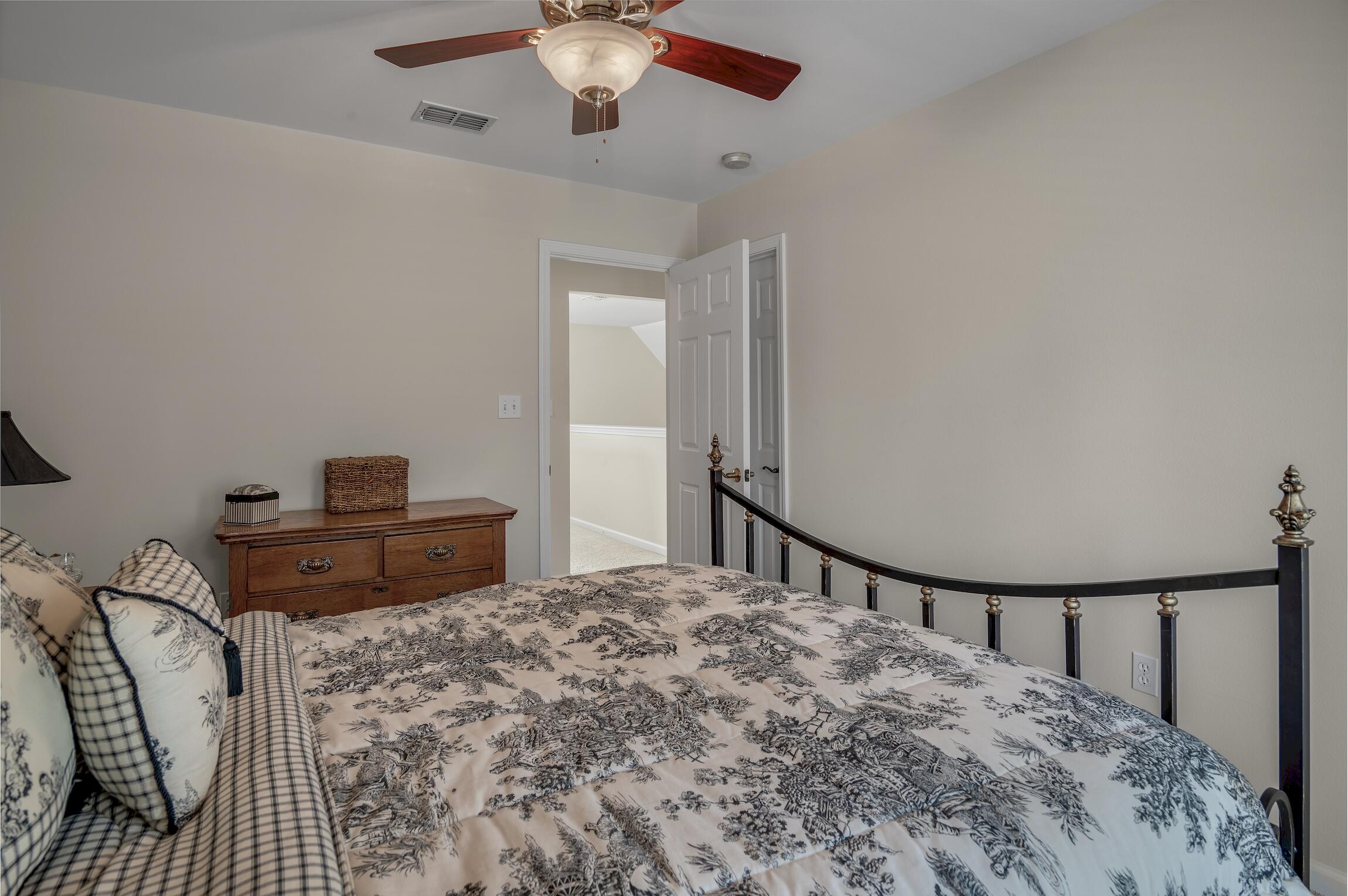 OLDE FLORIDA LAKES - Residential