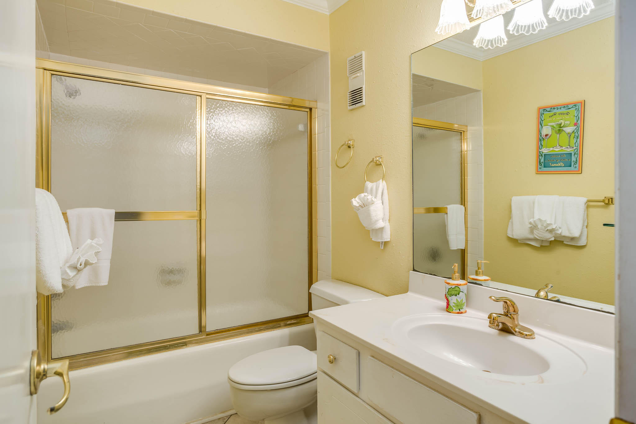 REGENCY TOWERS - Residential