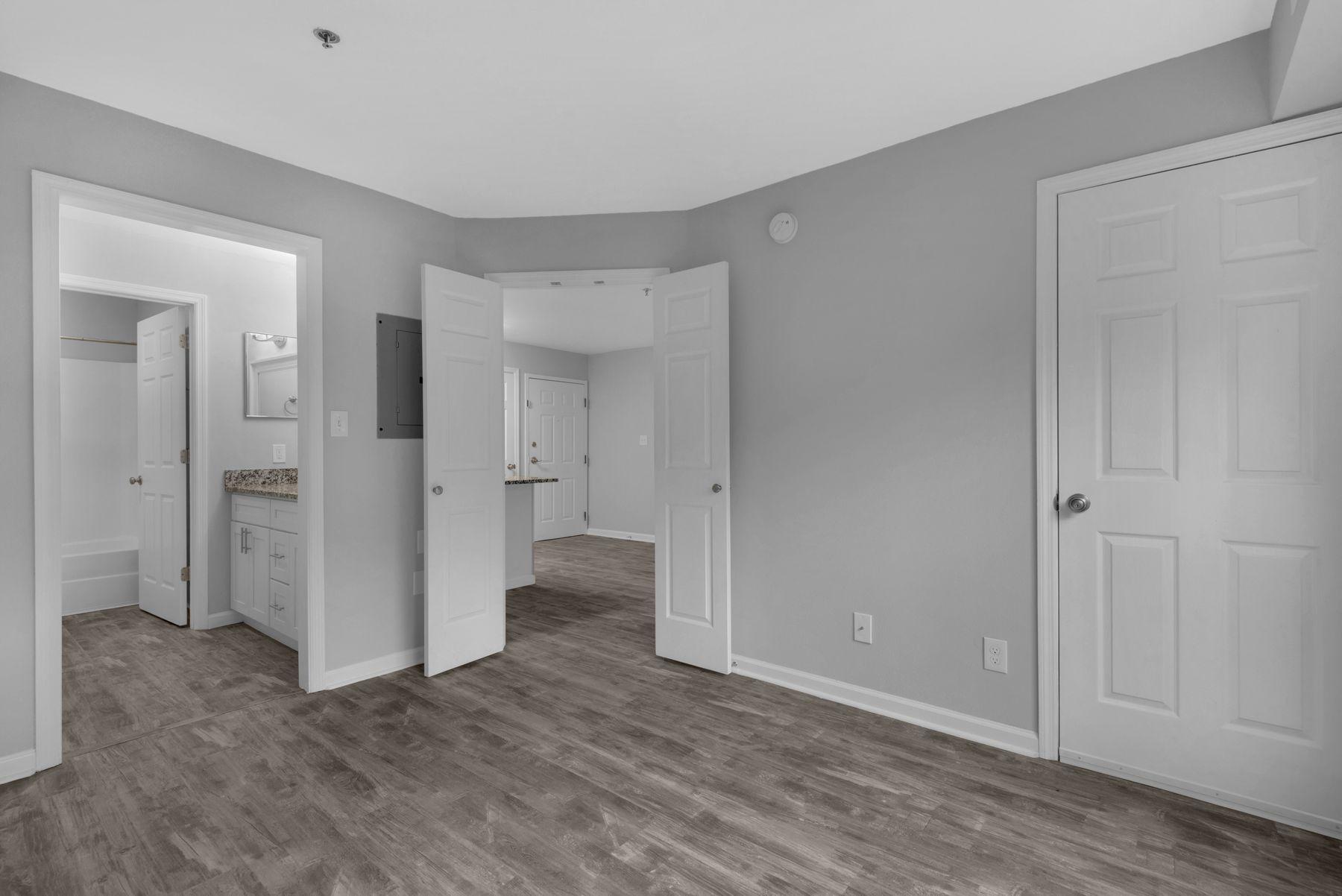 POINTE OF VIEW - Residential