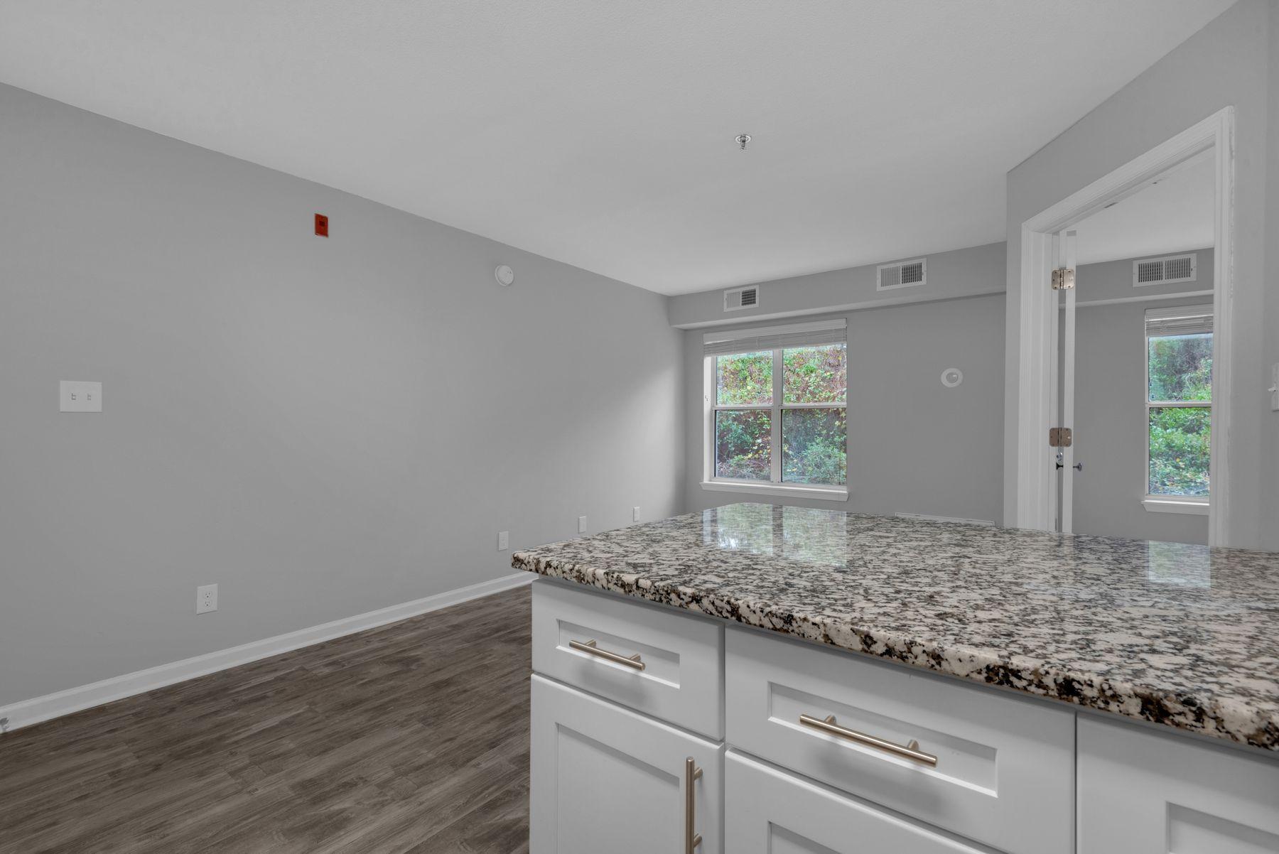 POINTE OF VIEW - Residential