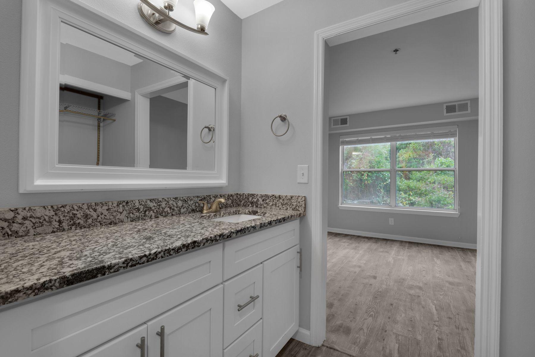 POINTE OF VIEW - Residential