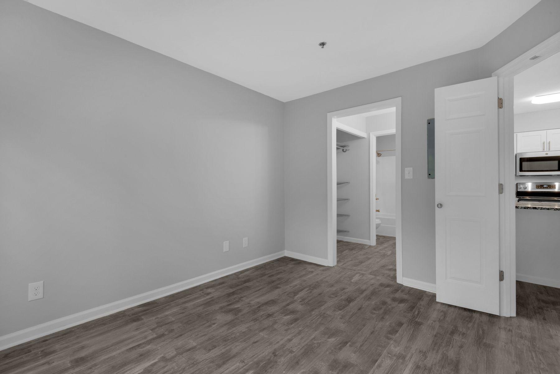 POINTE OF VIEW - Residential