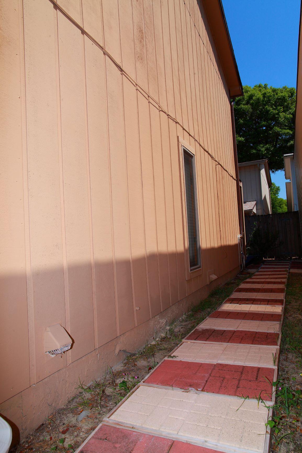 DONLABROOK GARDYNS - Residential