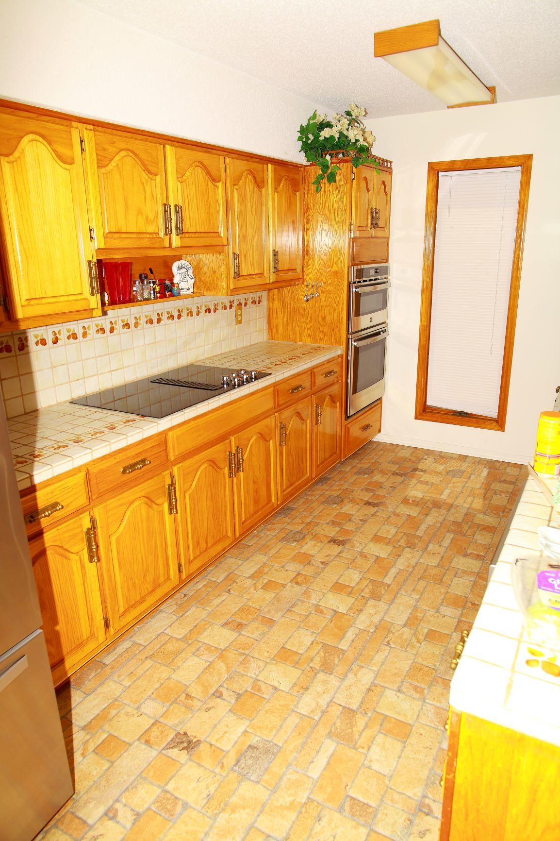 DONLABROOK GARDYNS - Residential