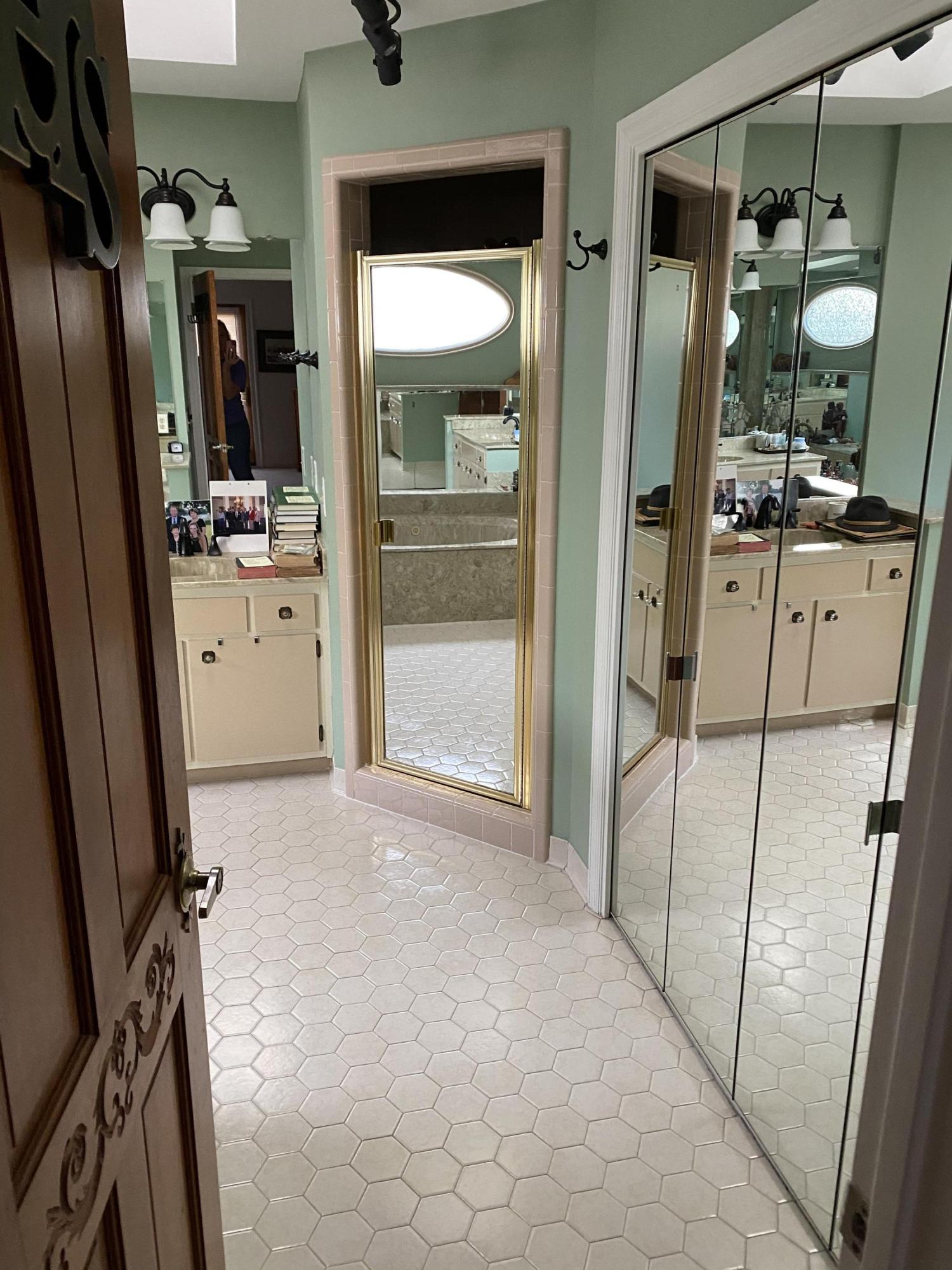 DONLABROOK GARDYNS - Residential