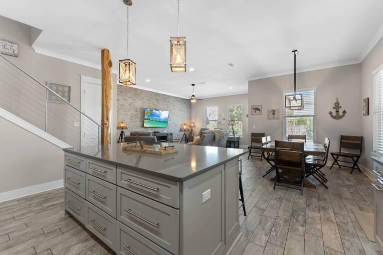 EMERALD WATERS VILLAGE - Residential