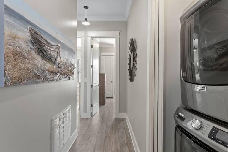 EMERALD WATERS VILLAGE - Residential