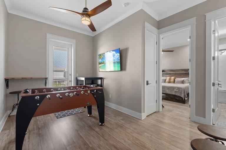 EMERALD WATERS VILLAGE - Residential