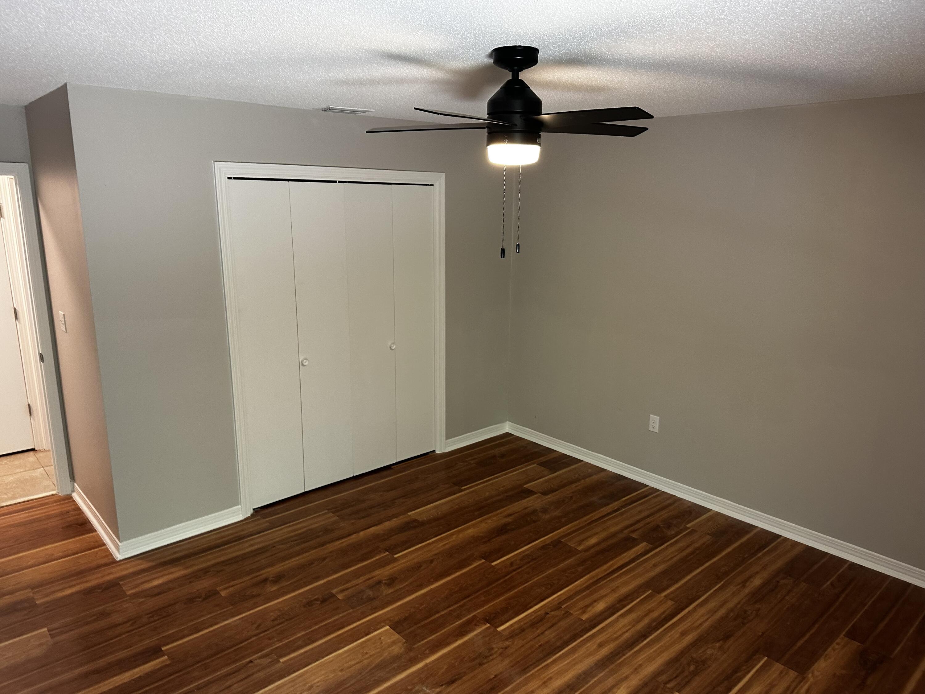 KINGS CROSSING PH 1 - Residential Lease