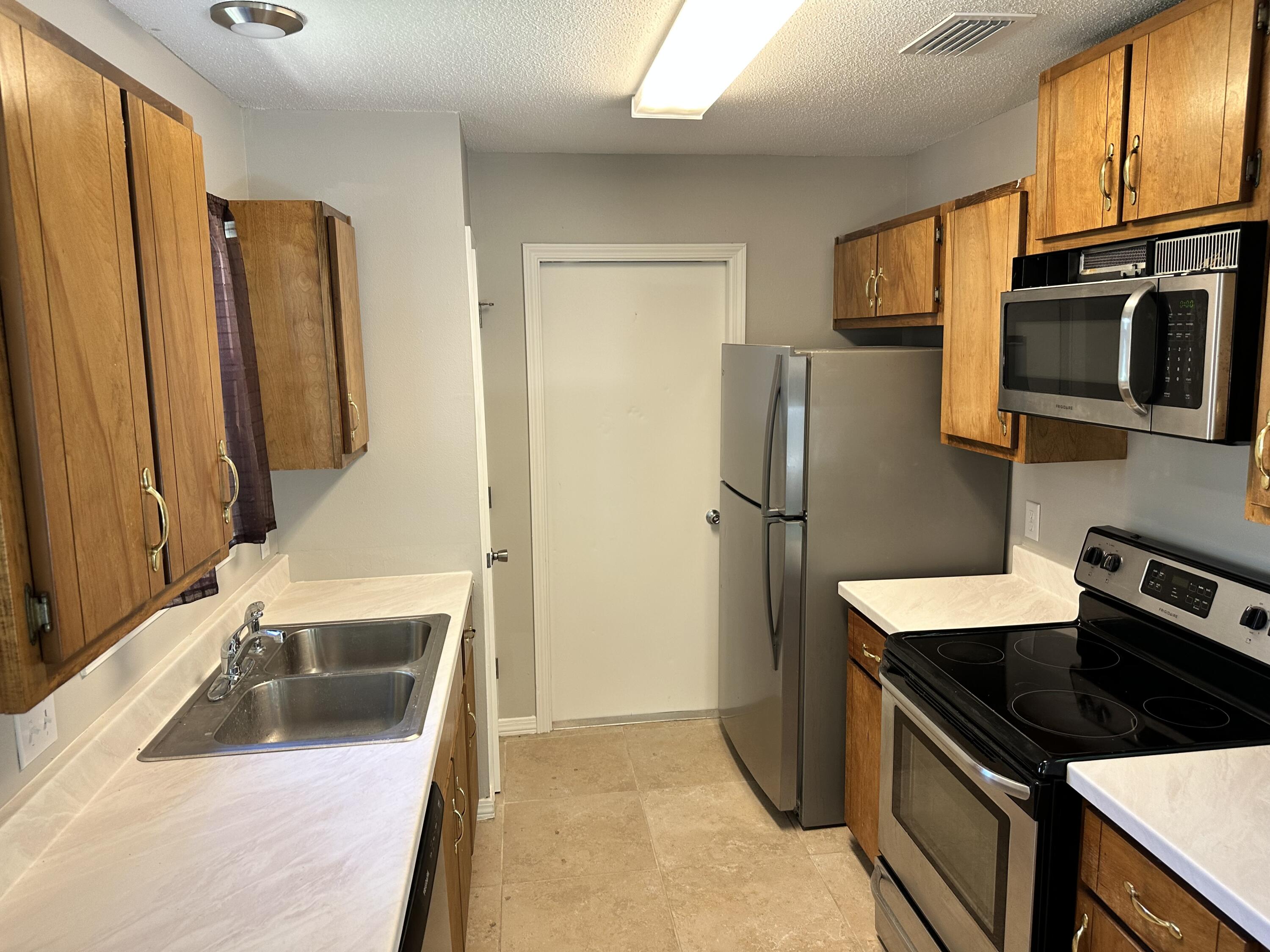 KINGS CROSSING PH 1 - Residential Lease