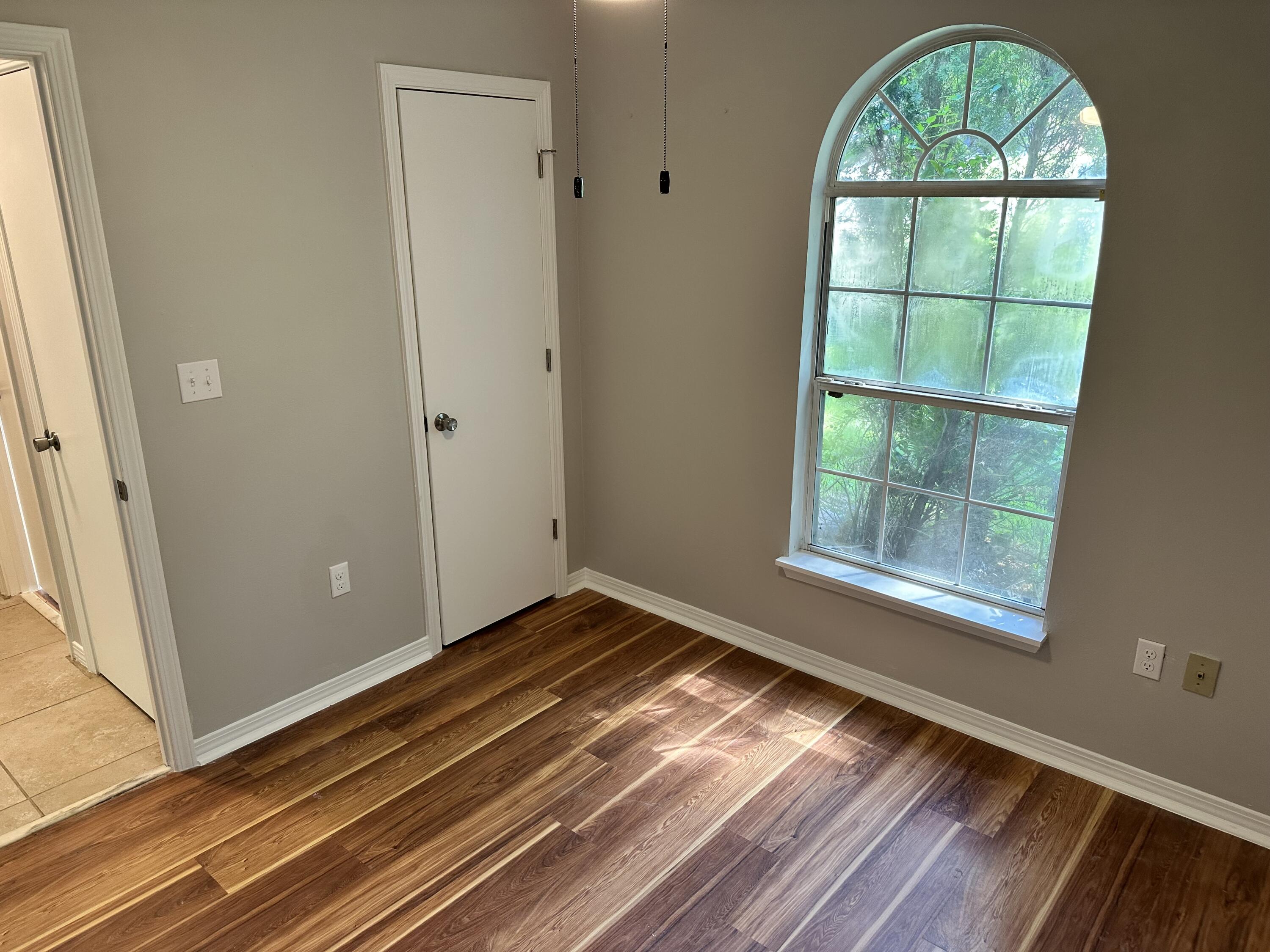 KINGS CROSSING PH 1 - Residential Lease