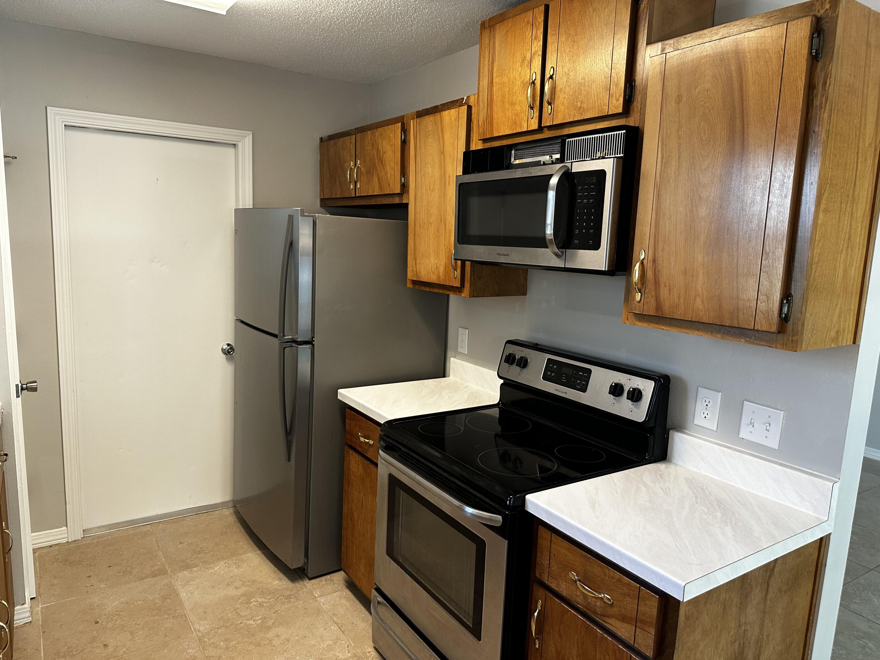 KINGS CROSSING PH 1 - Residential Lease