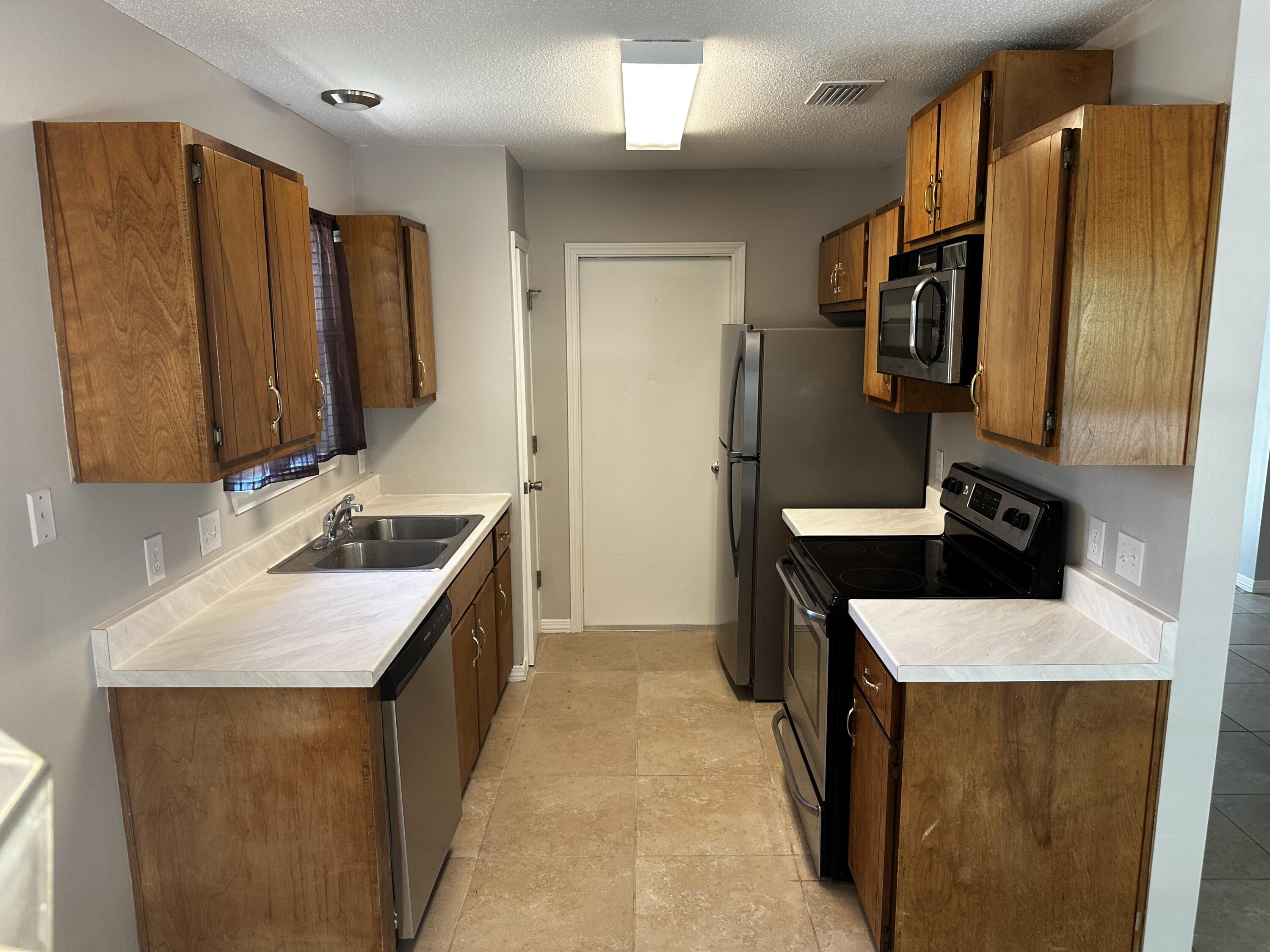 KINGS CROSSING PH 1 - Residential Lease