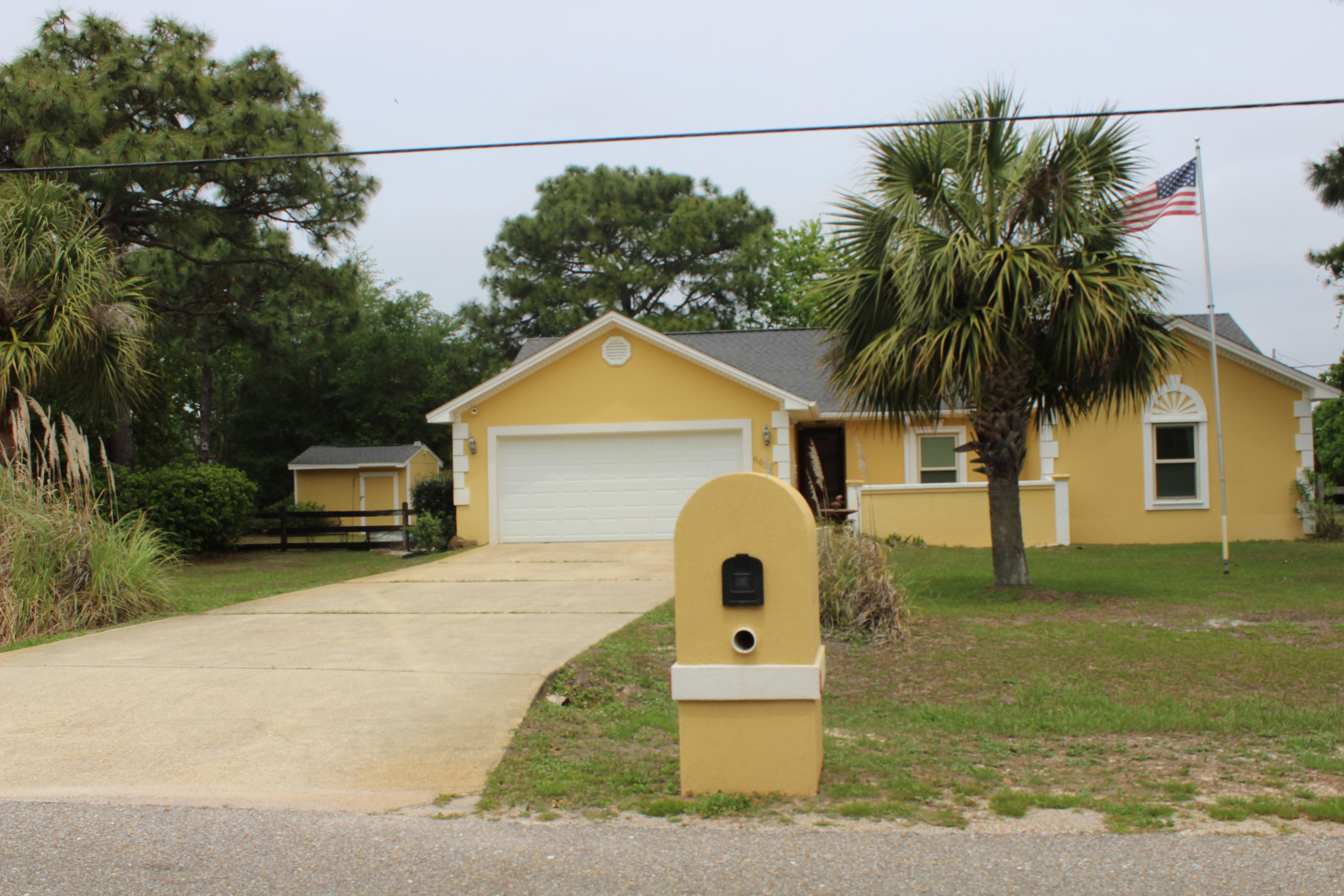 HOLLEY BY THE SEA - Residential