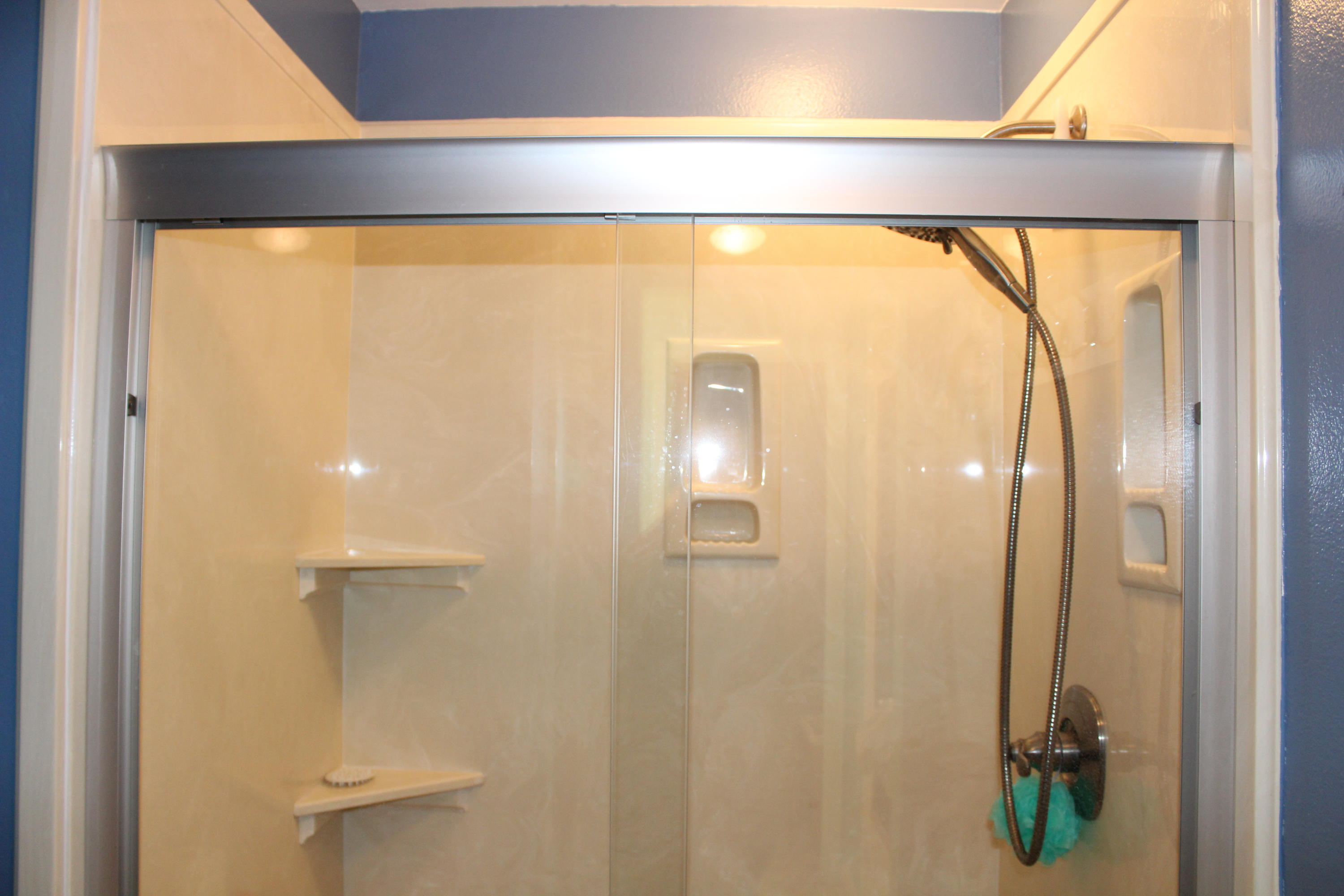 HOLLEY BY THE SEA - Residential