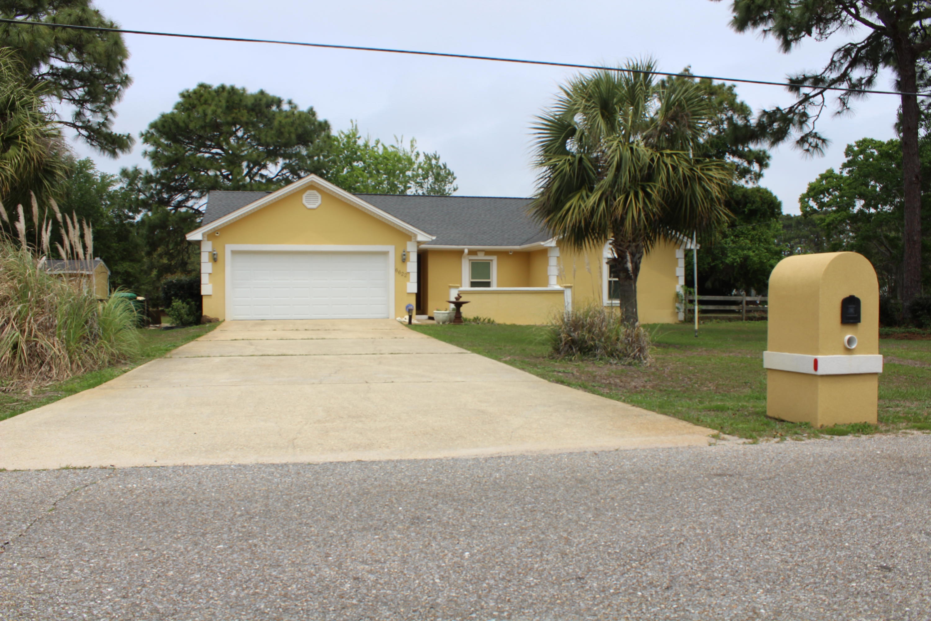 HOLLEY BY THE SEA - Residential