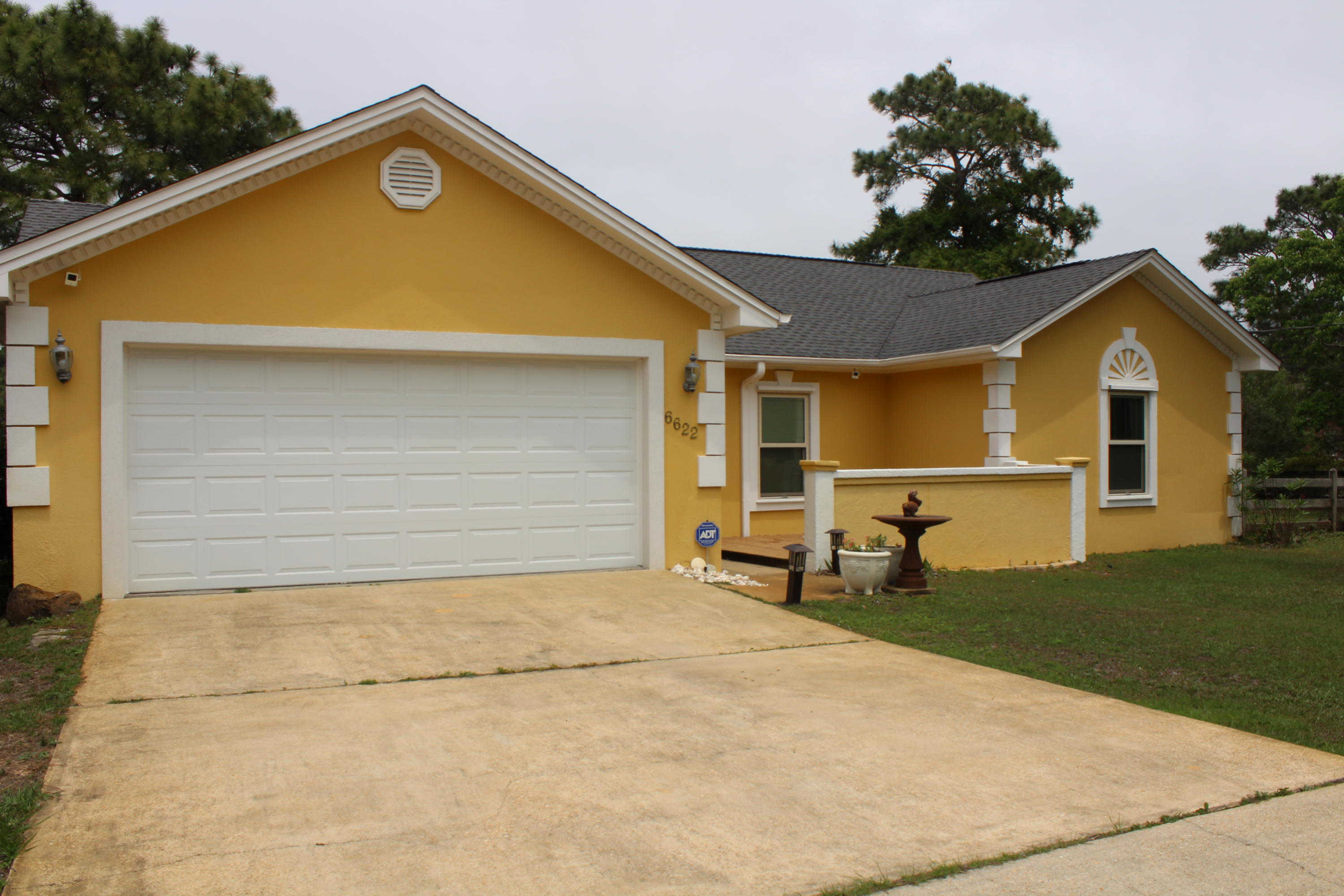 HOLLEY BY THE SEA - Residential