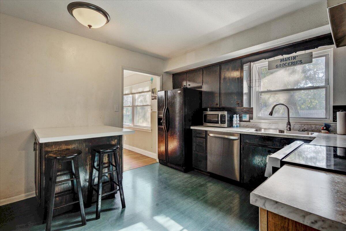 BAYOU WOODS 3RD ADDN - Residential