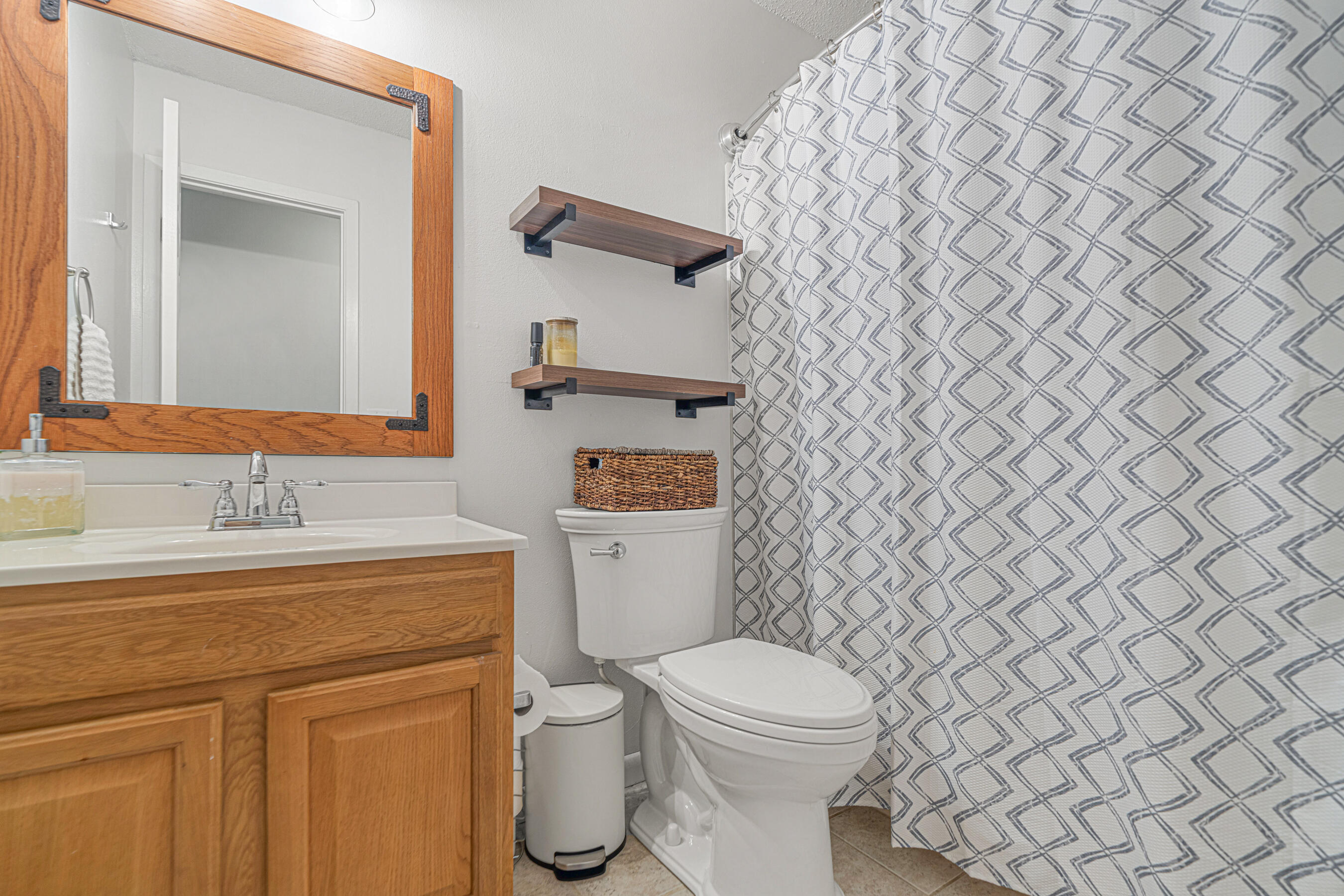 PINE MEADOWS 3RD - Residential